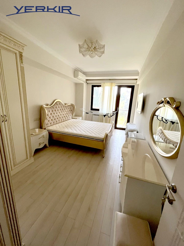 Բնակարաններ Կոդ` 4+205532