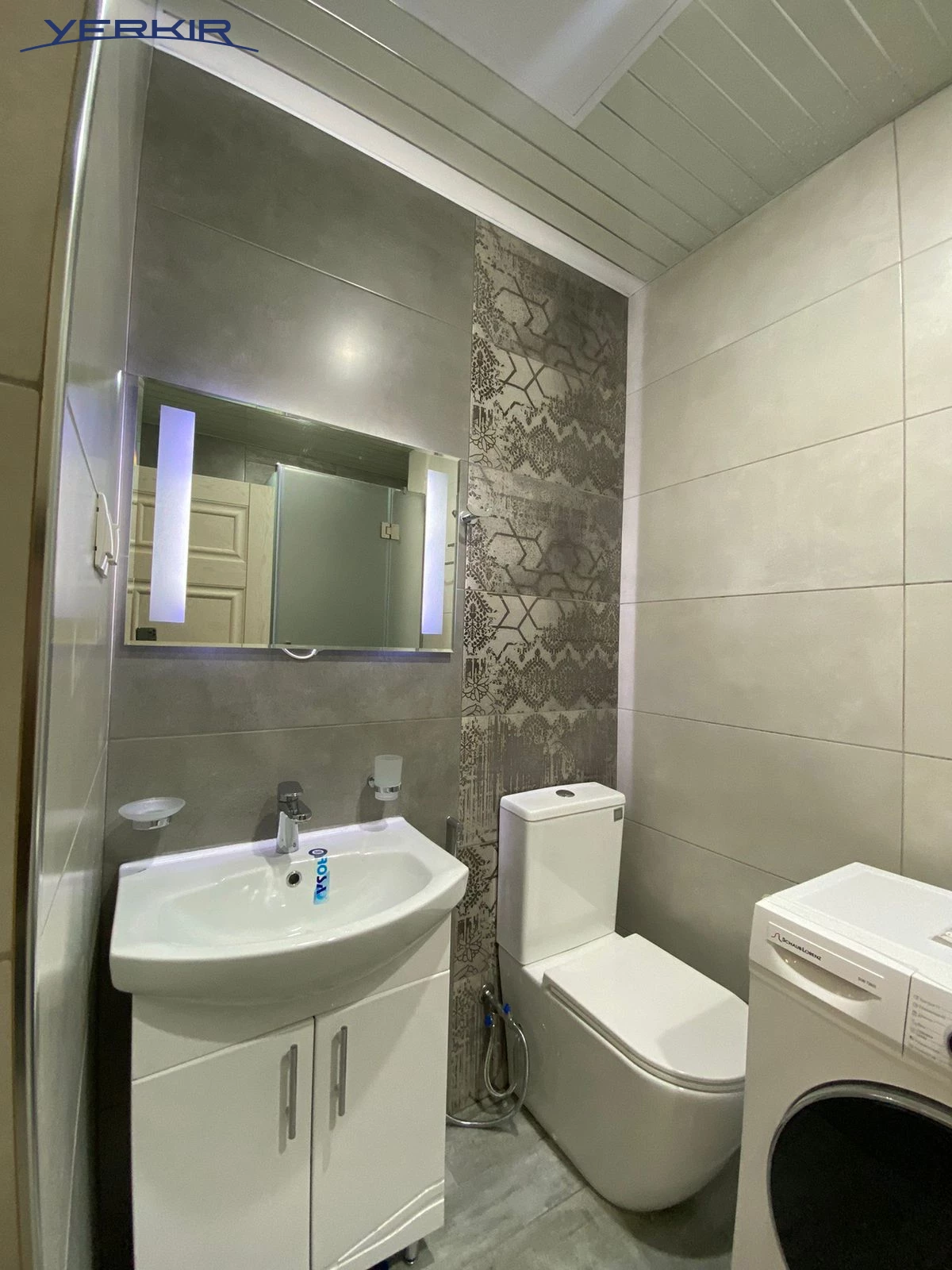 Բնակարաններ Կոդ` 8+318510