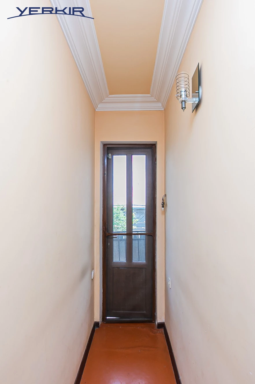 Բնակարաններ Կոդ` 5+219009