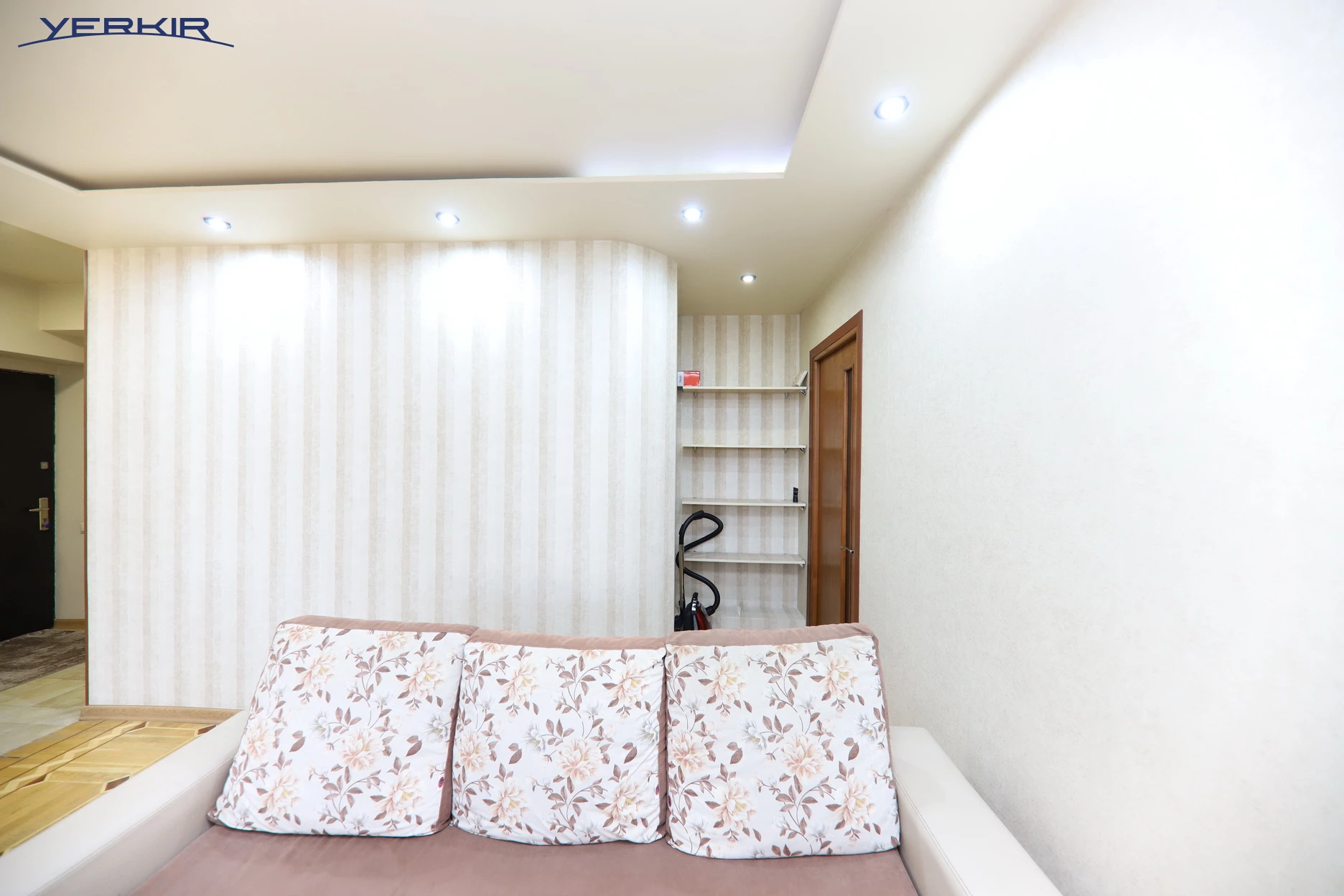 Apartments Code: 5+213774