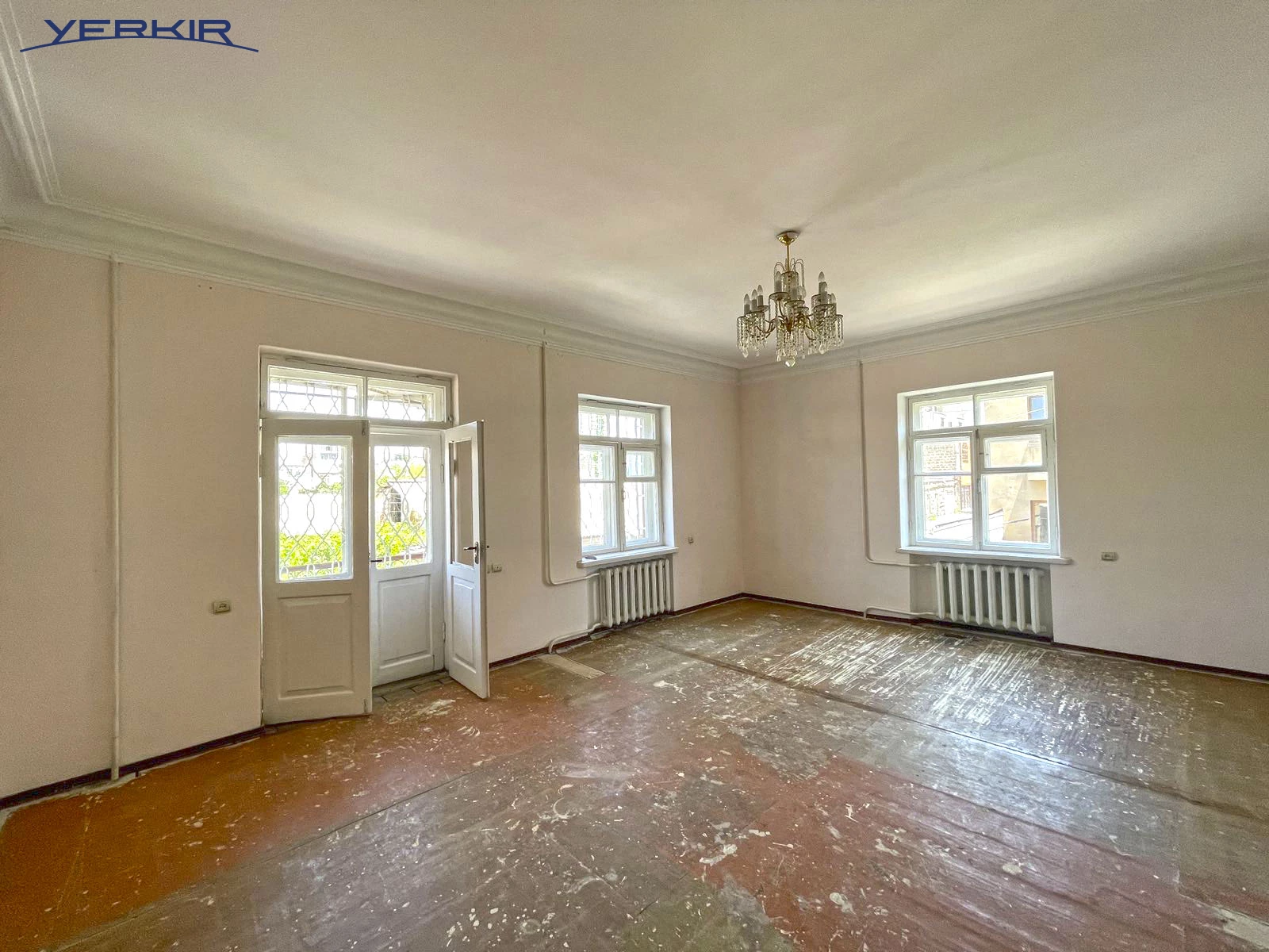 Houses Code: 3+511257