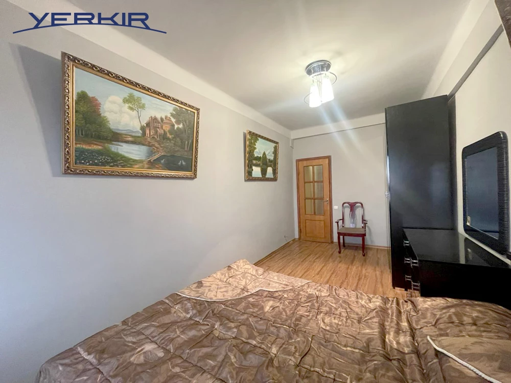 Квартиры Код 5+208720