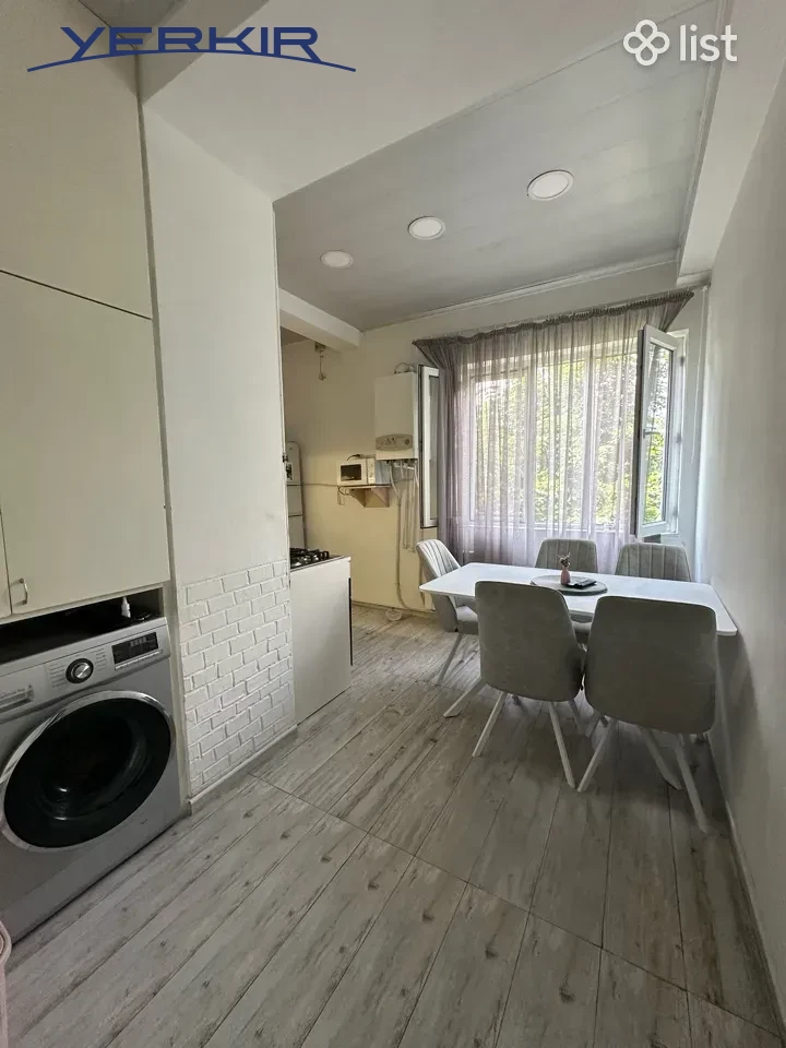 Բնակարաններ Կոդ` 10+319981