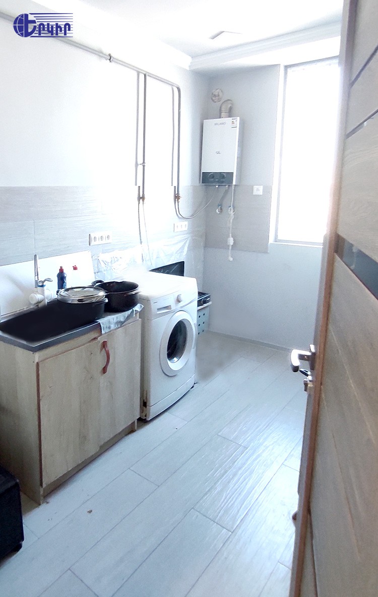 Apartments Code: 5+300033