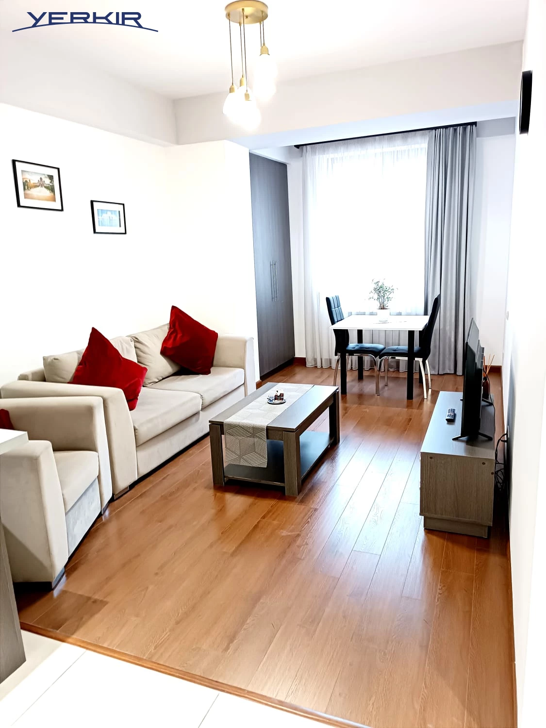 Բնակարաններ Կոդ` 10+219780