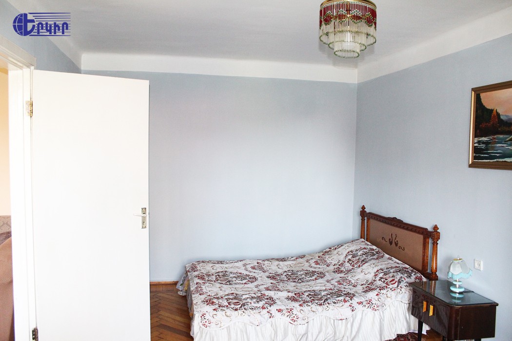 Apartments Code: 4+32330