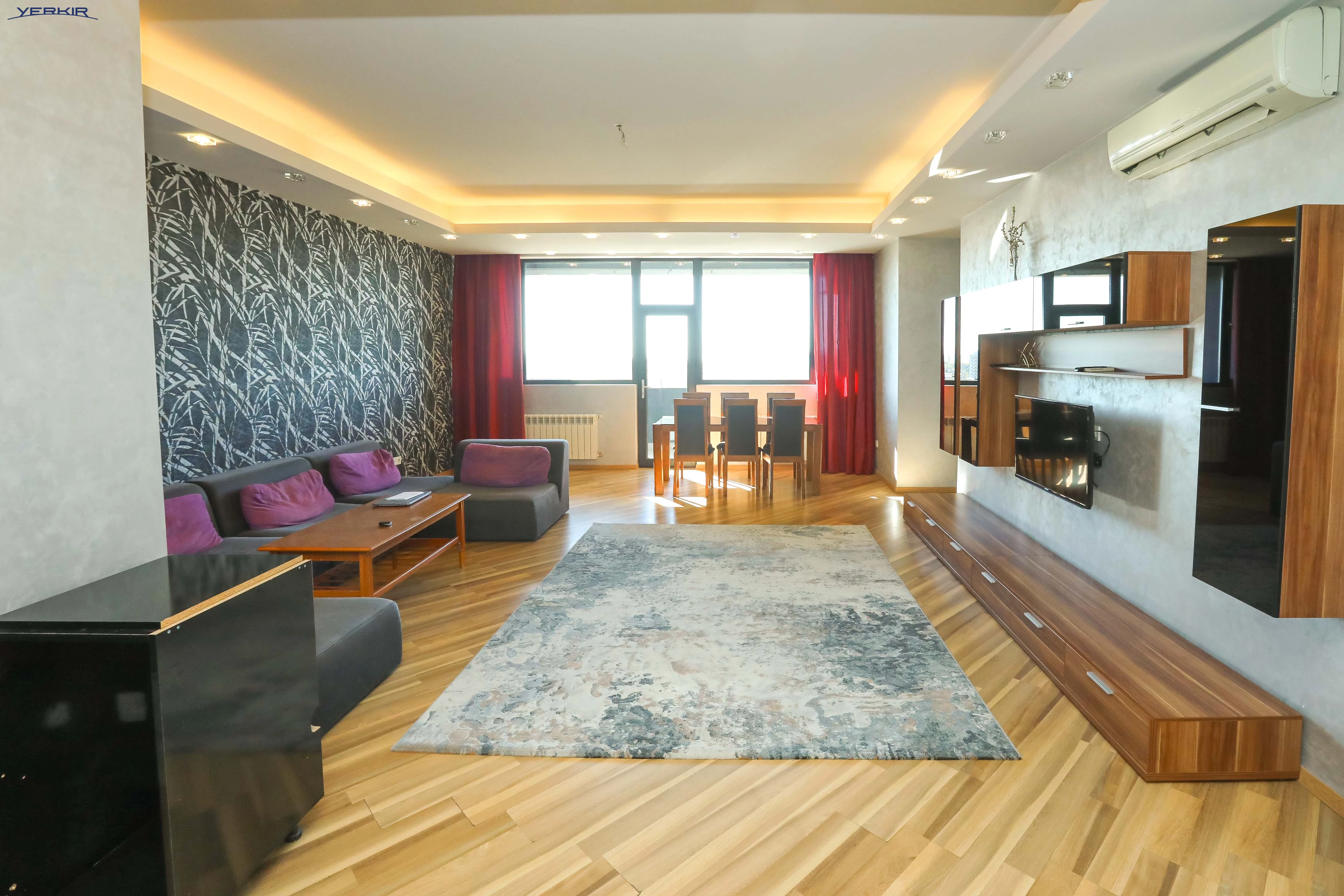 Apartments Code: 10+320880