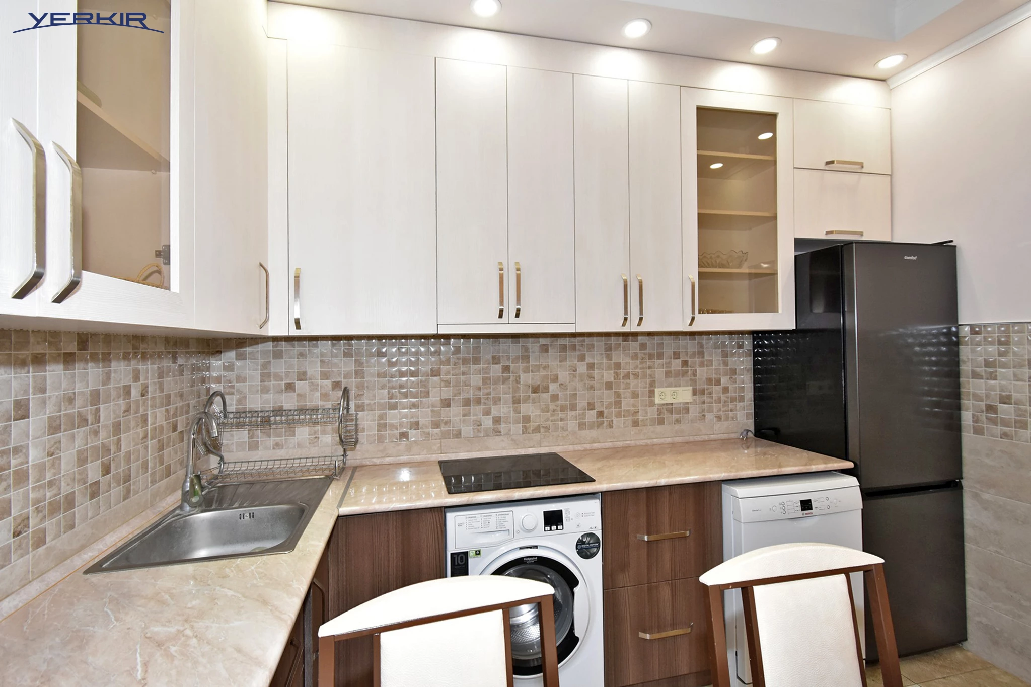 Apartments Code: 10+317820