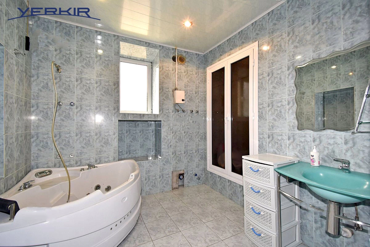 Квартиры Код 5+302154