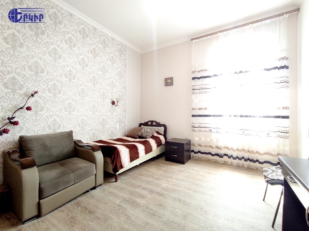 Дома Код 4+503077