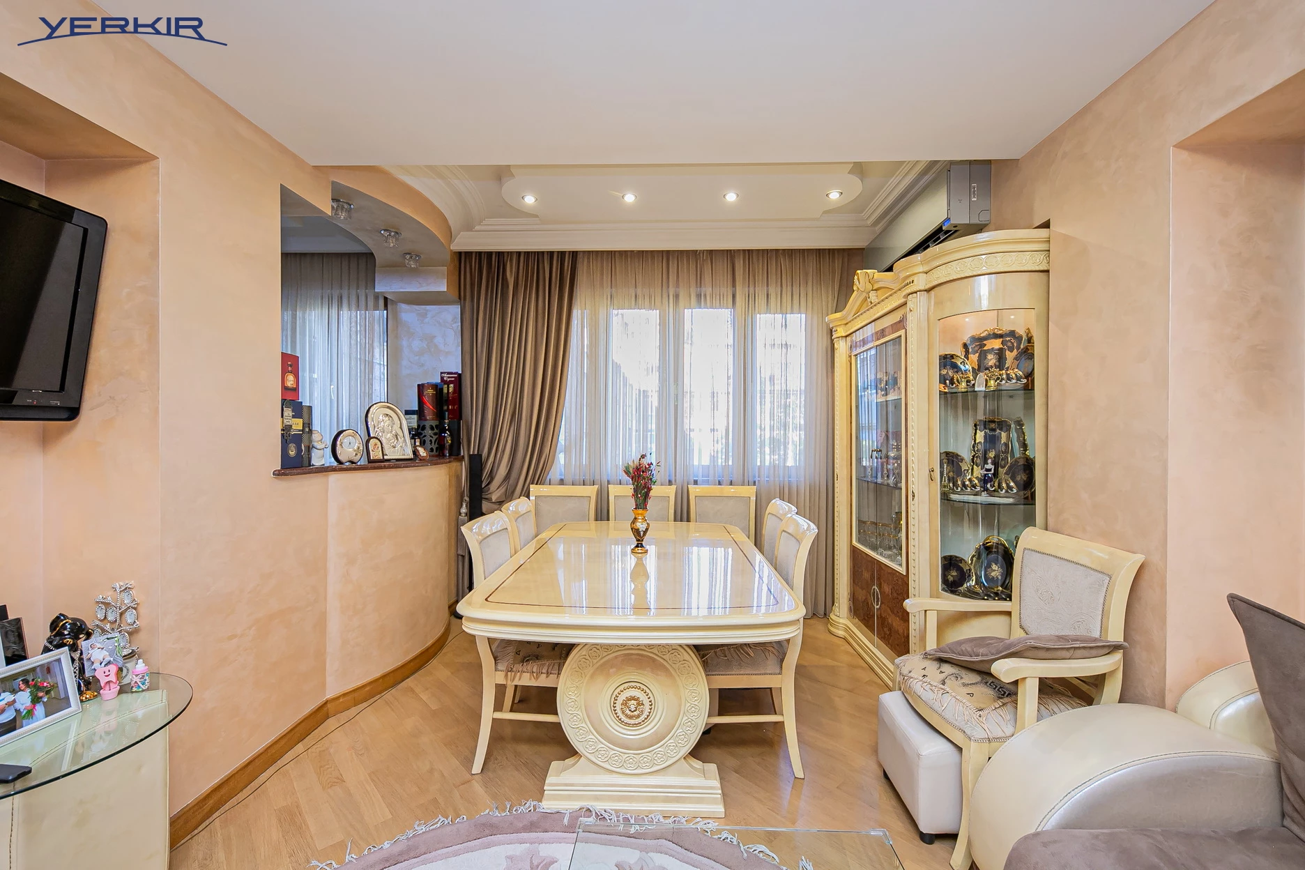 Apartments Code: 10+30600