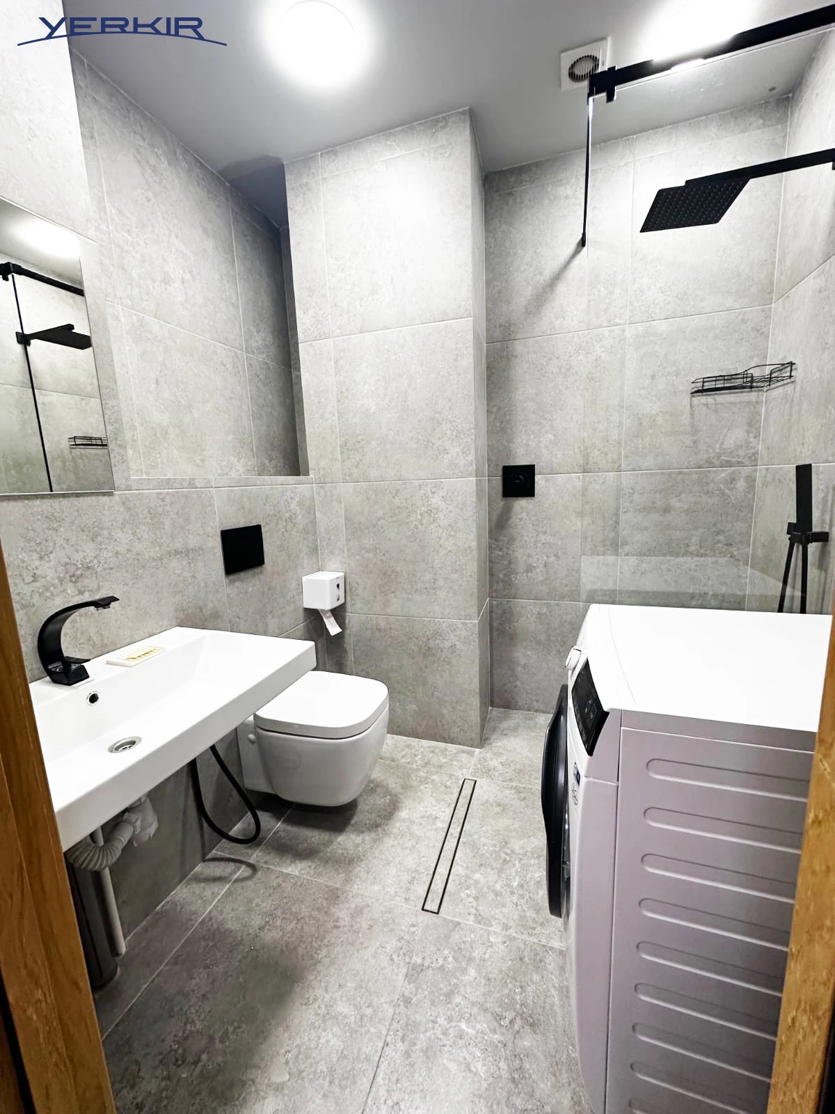 Apartments Code: 5+415188