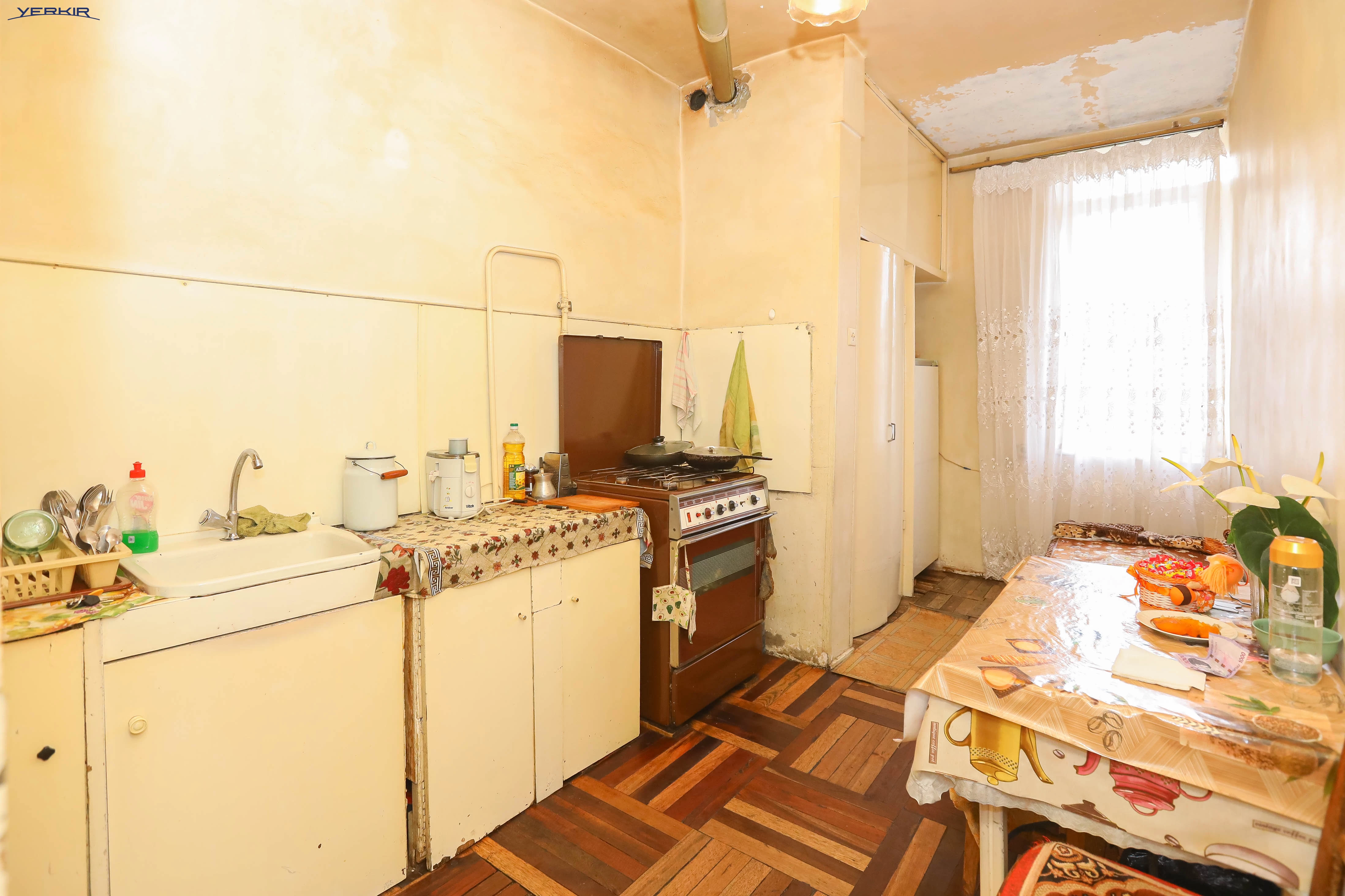 Բնակարաններ Կոդ` 10+421284