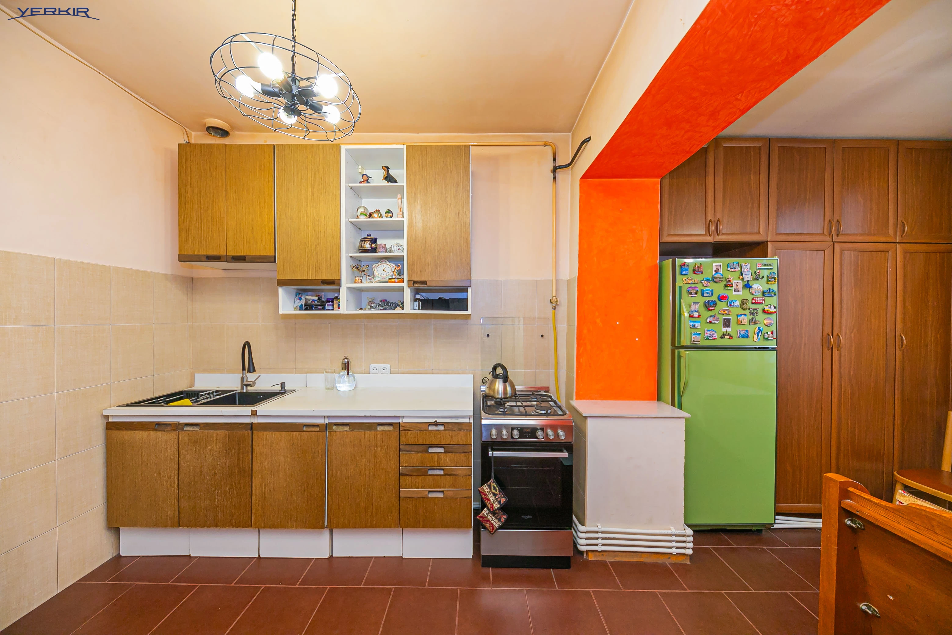 Բնակարաններ Կոդ` 1+321176