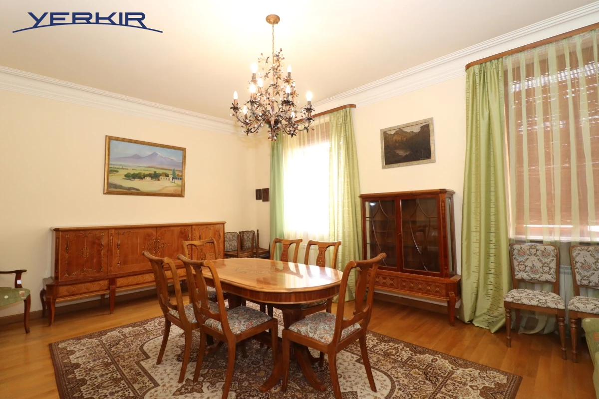 Բնակարաններ Կոդ` 9+318144