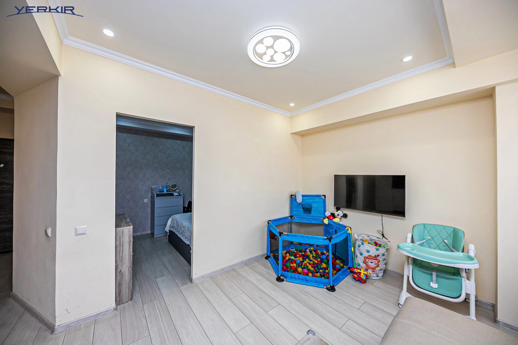 Apartments Code: 5+119052