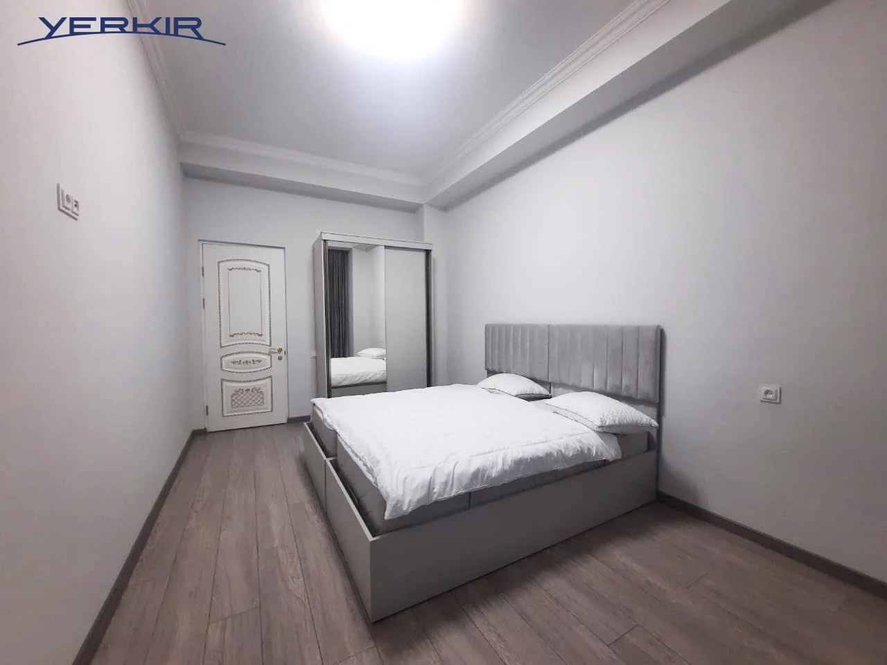 Apartments Code: 5+414837