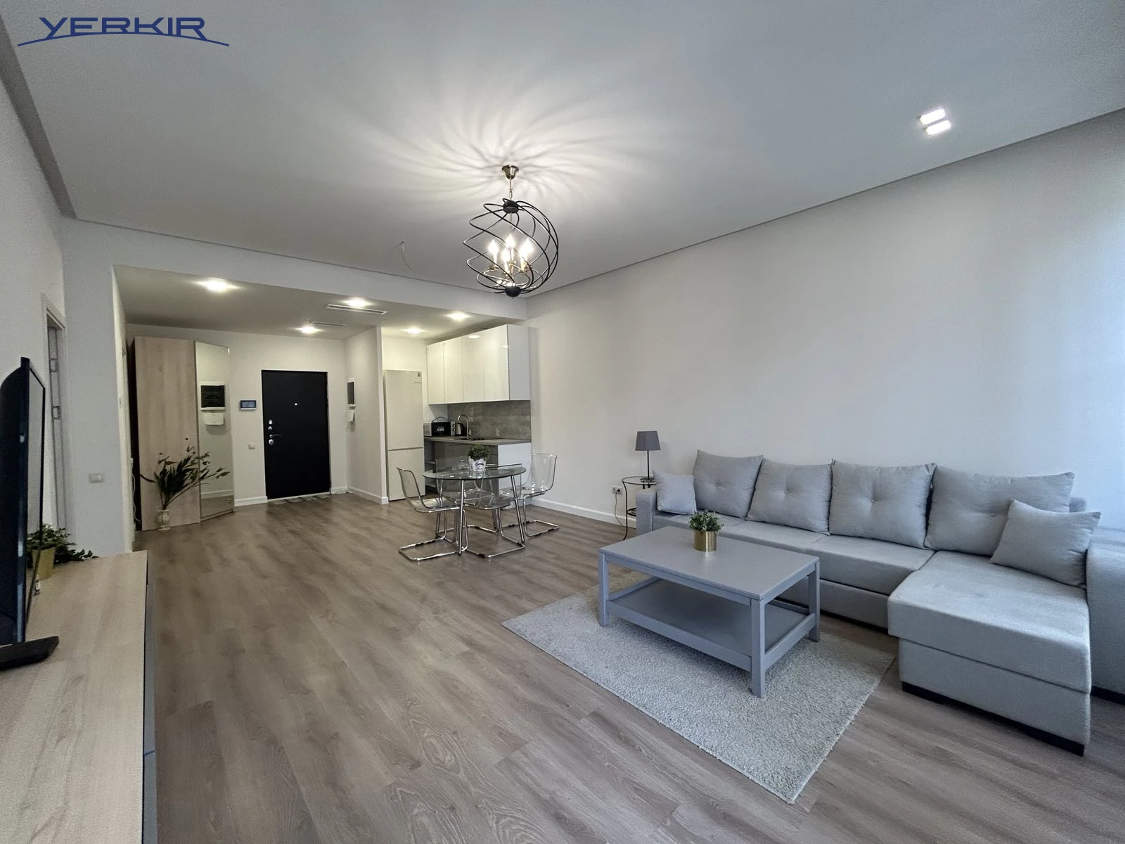 Բնակարաններ Կոդ` 2+218022