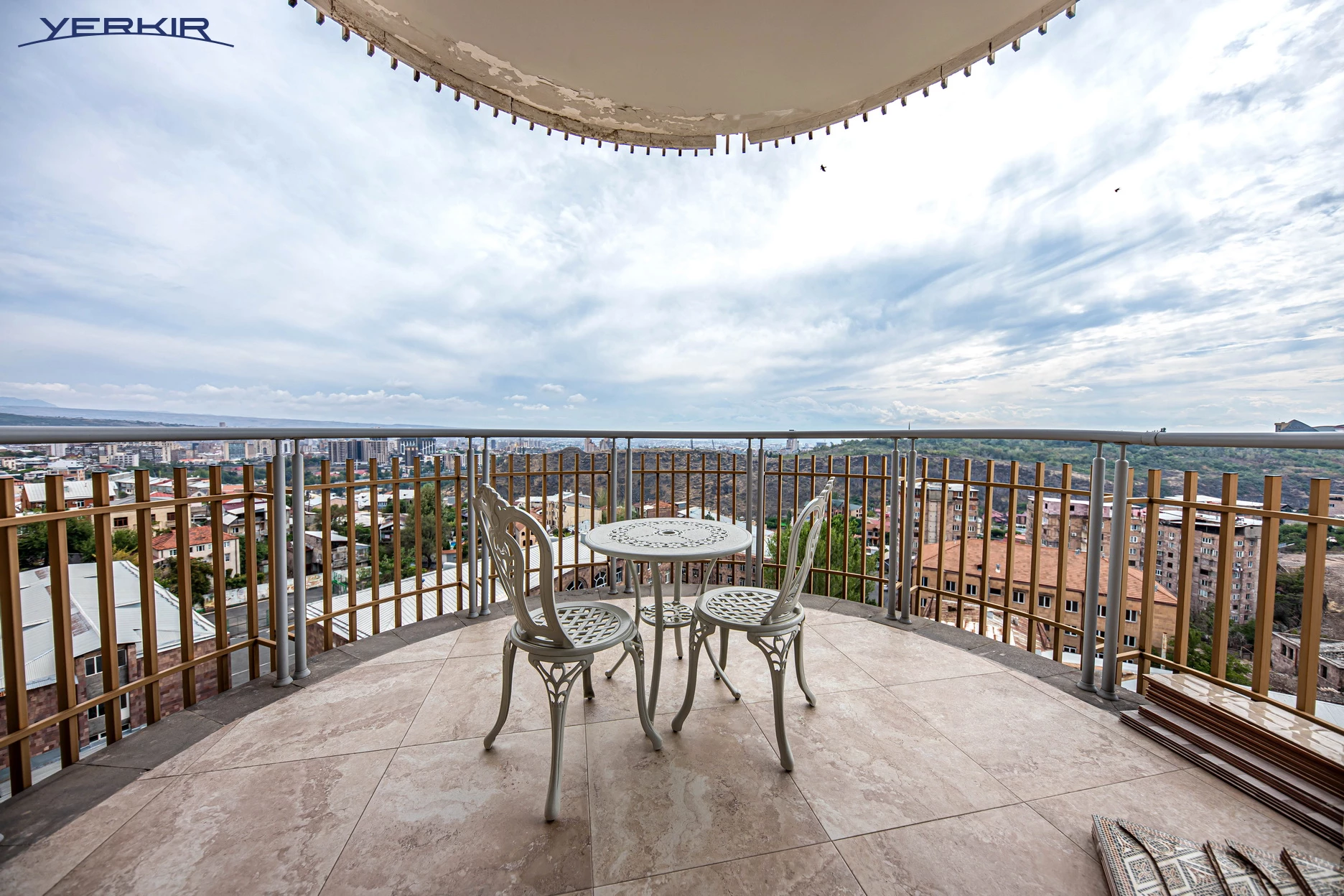 Квартиры Код 5+313070