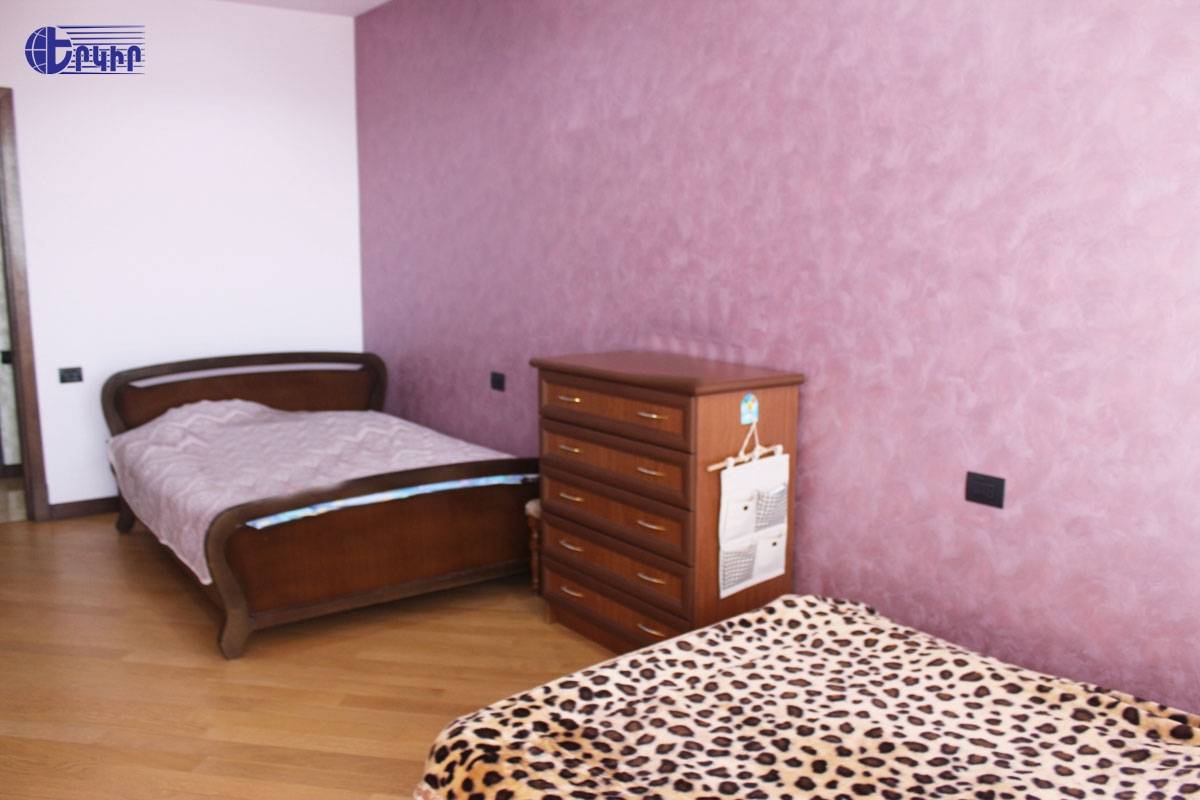 Квартиры Код 6+33020