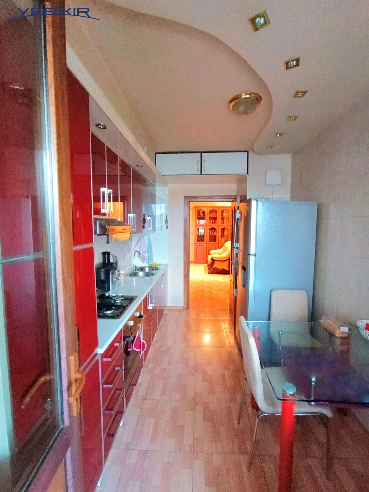 Բնակարաններ Կոդ` 4+210285