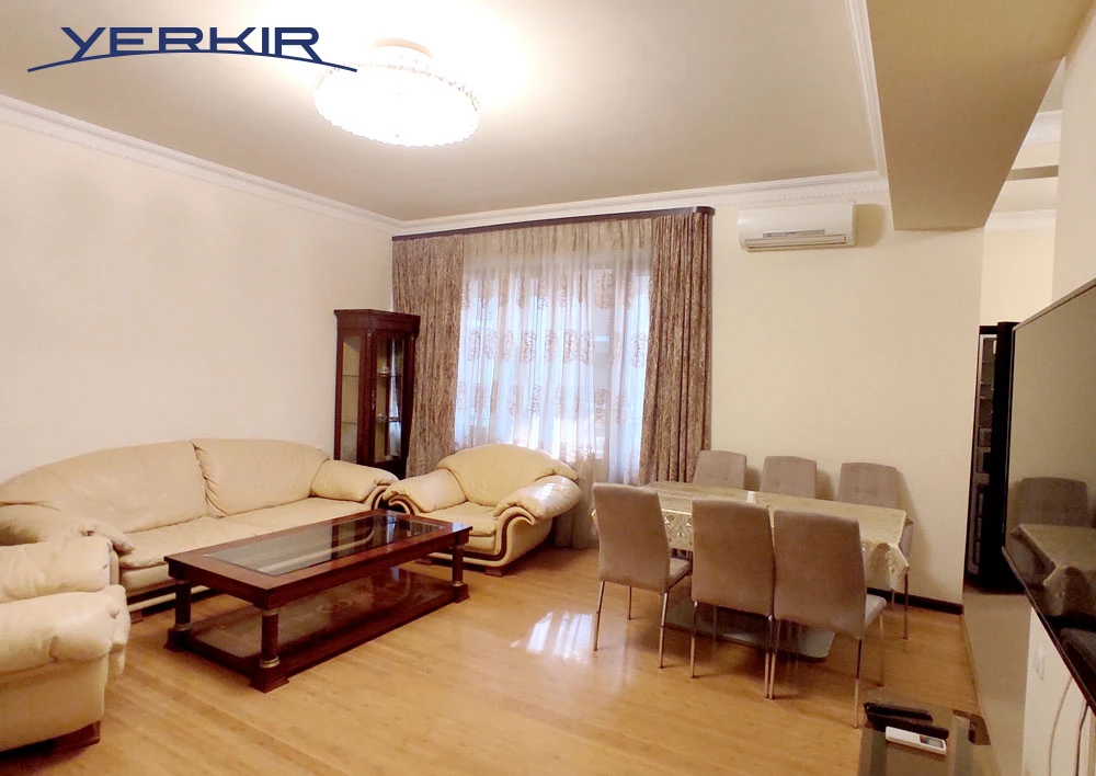 Բնակարաններ Կոդ` 10+305190