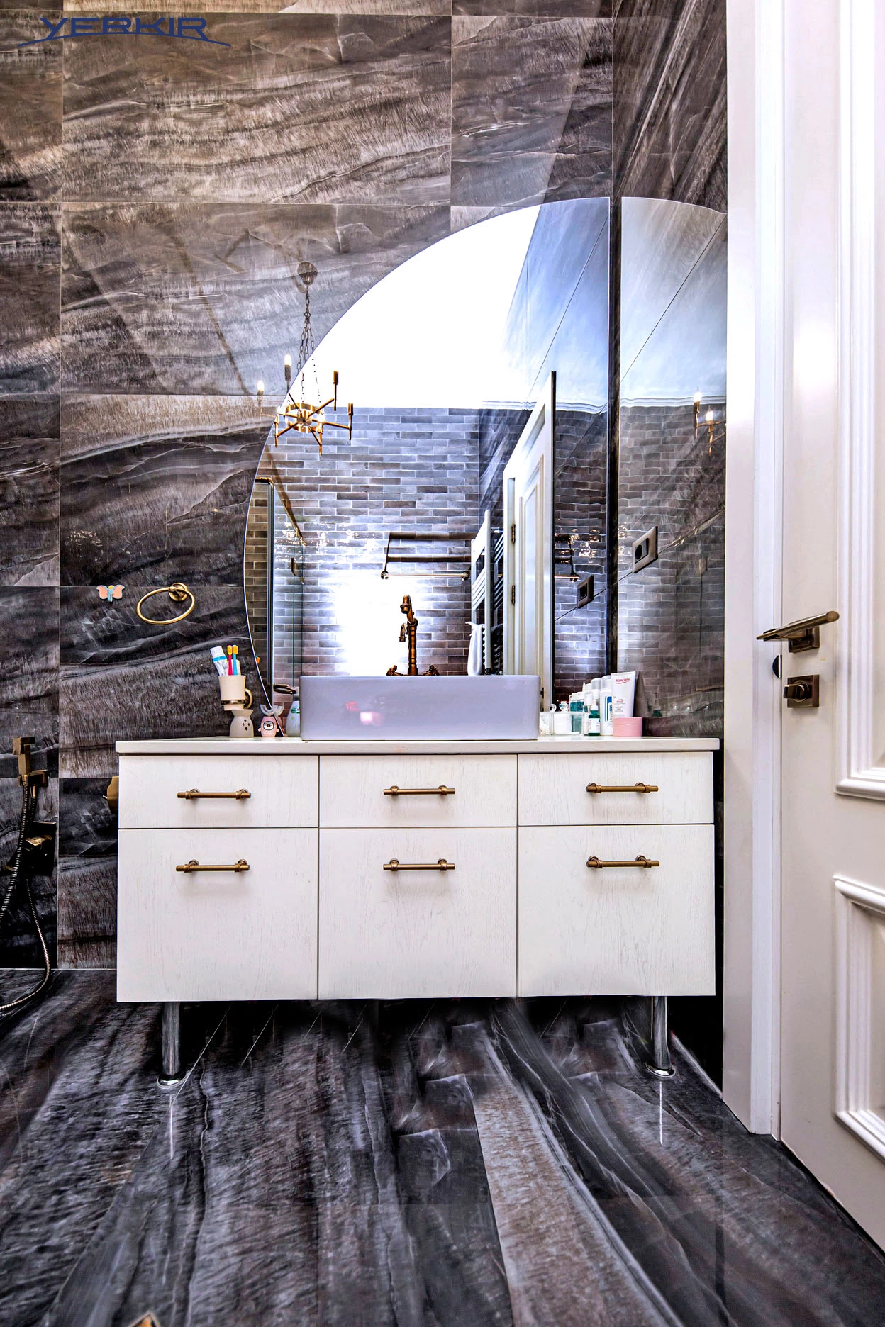 Квартиры Код 3+412383