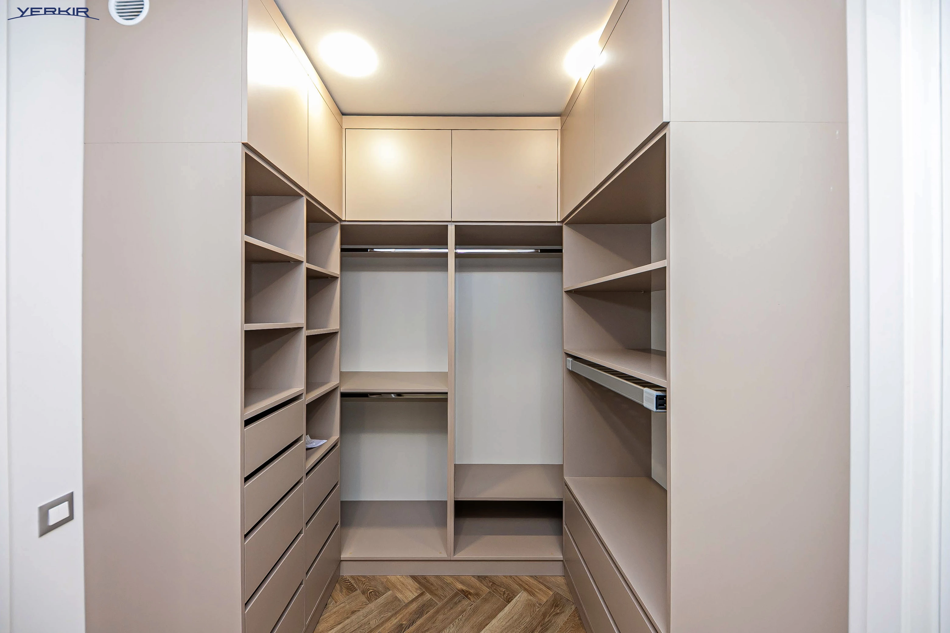 Բնակարաններ Կոդ` 10+315270