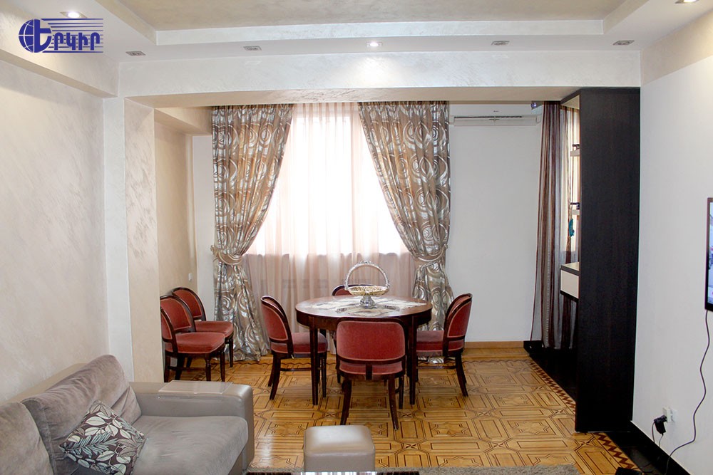 Apartments Code: 5+33622