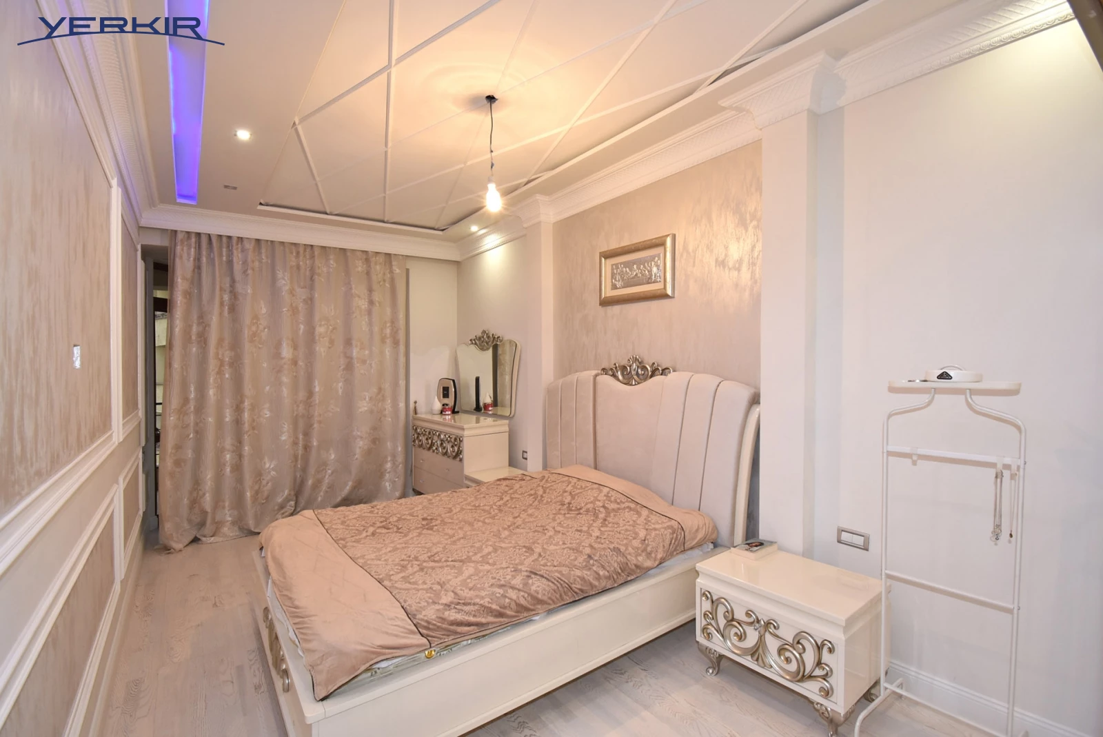 Apartments Code: 5+301342