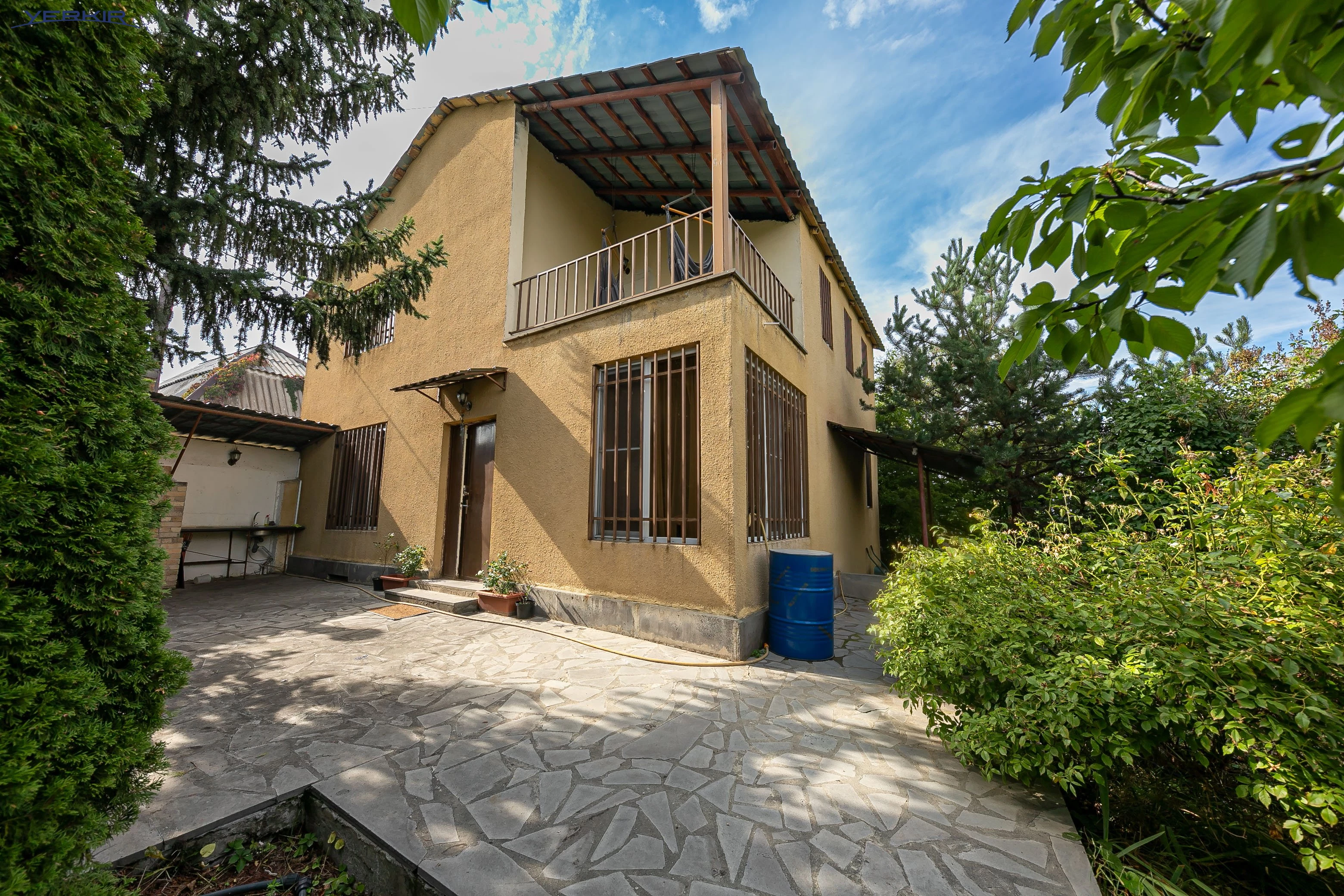 Houses Code: 2+520123