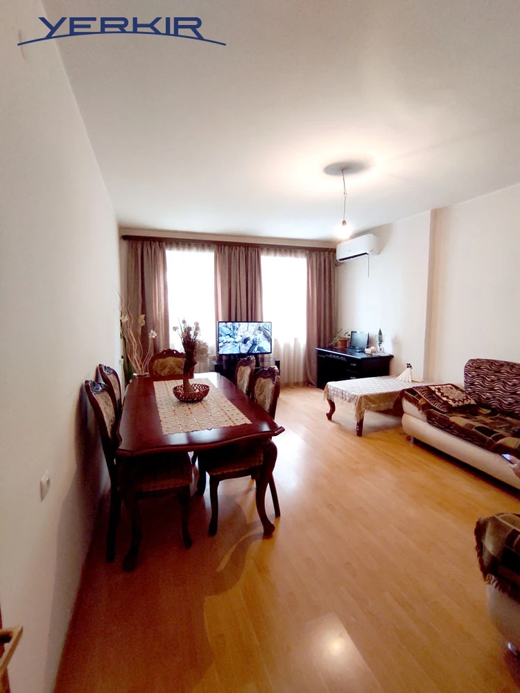 Բնակարաններ Կոդ` 9+307639