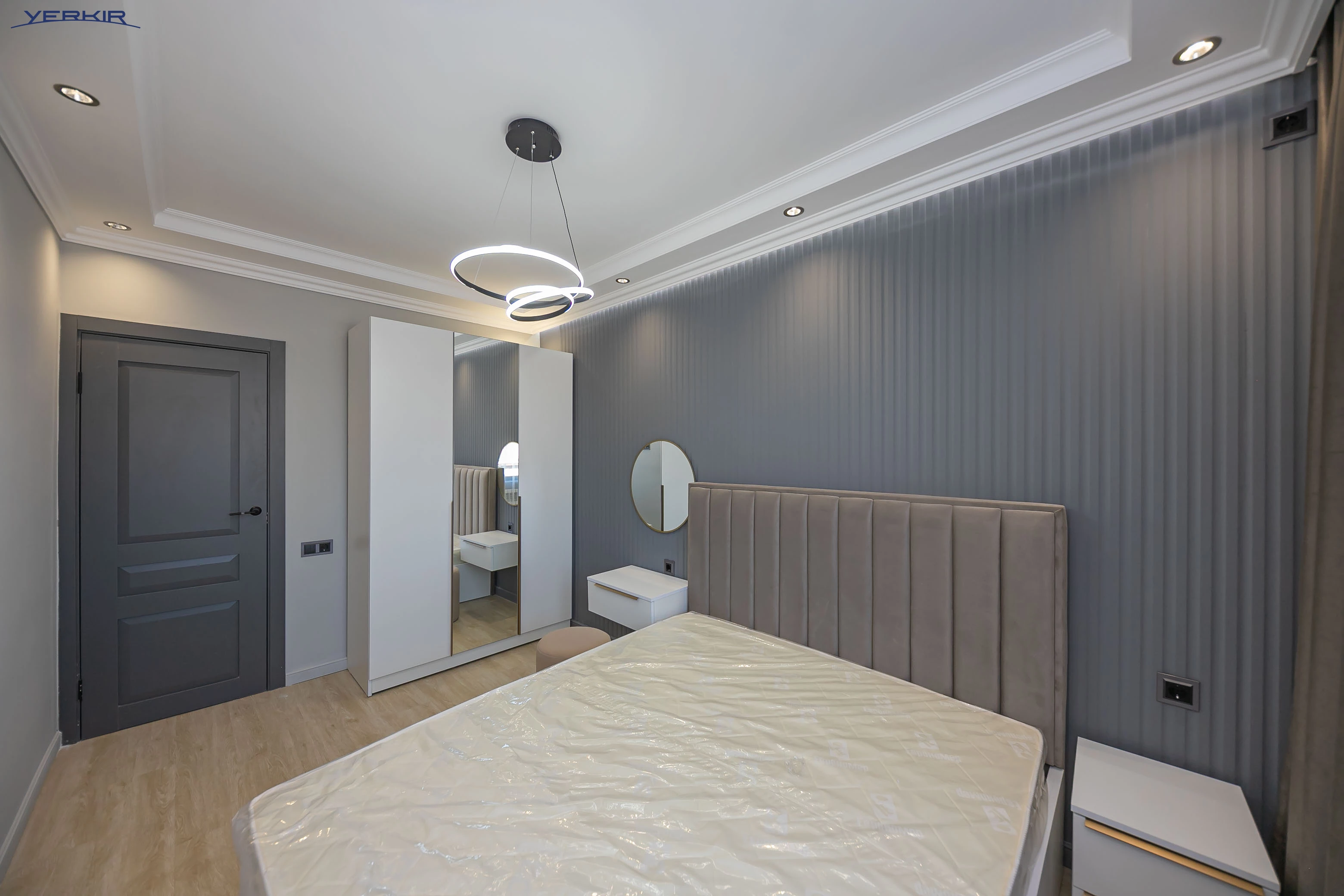 Apartments Code: 5+221692