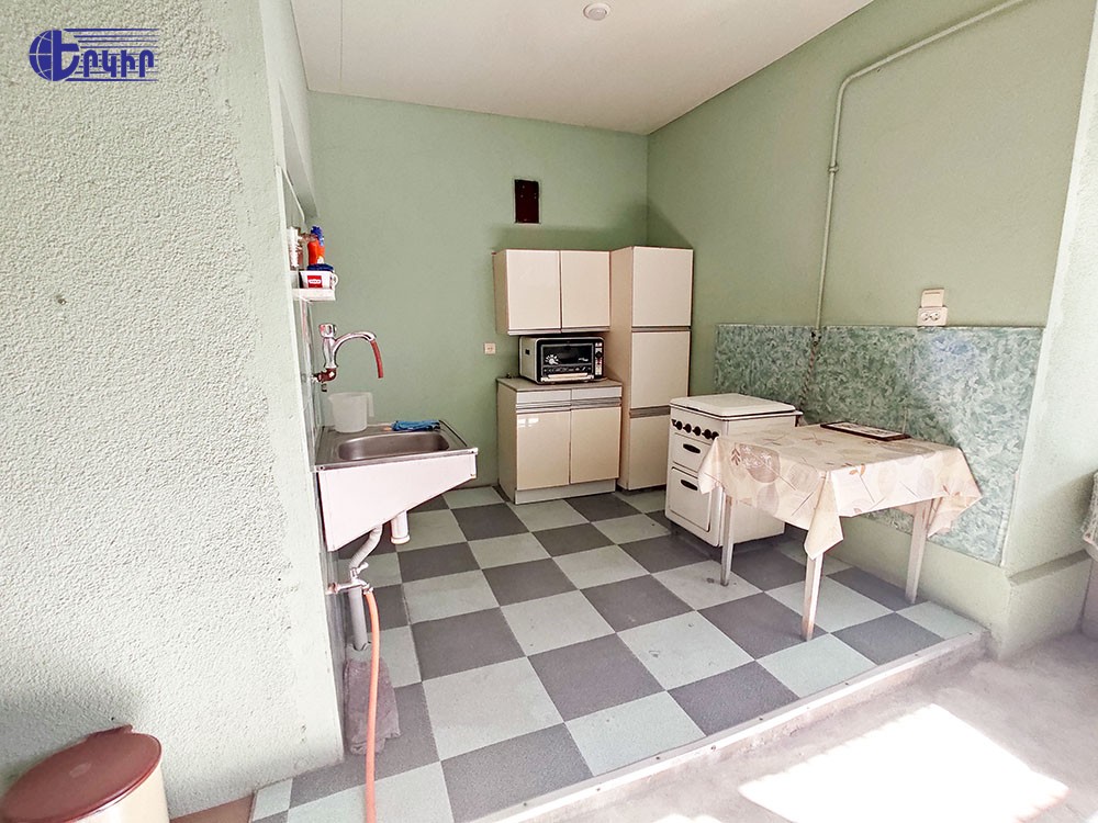 Առանձնատներ Կոդ` 3+51641