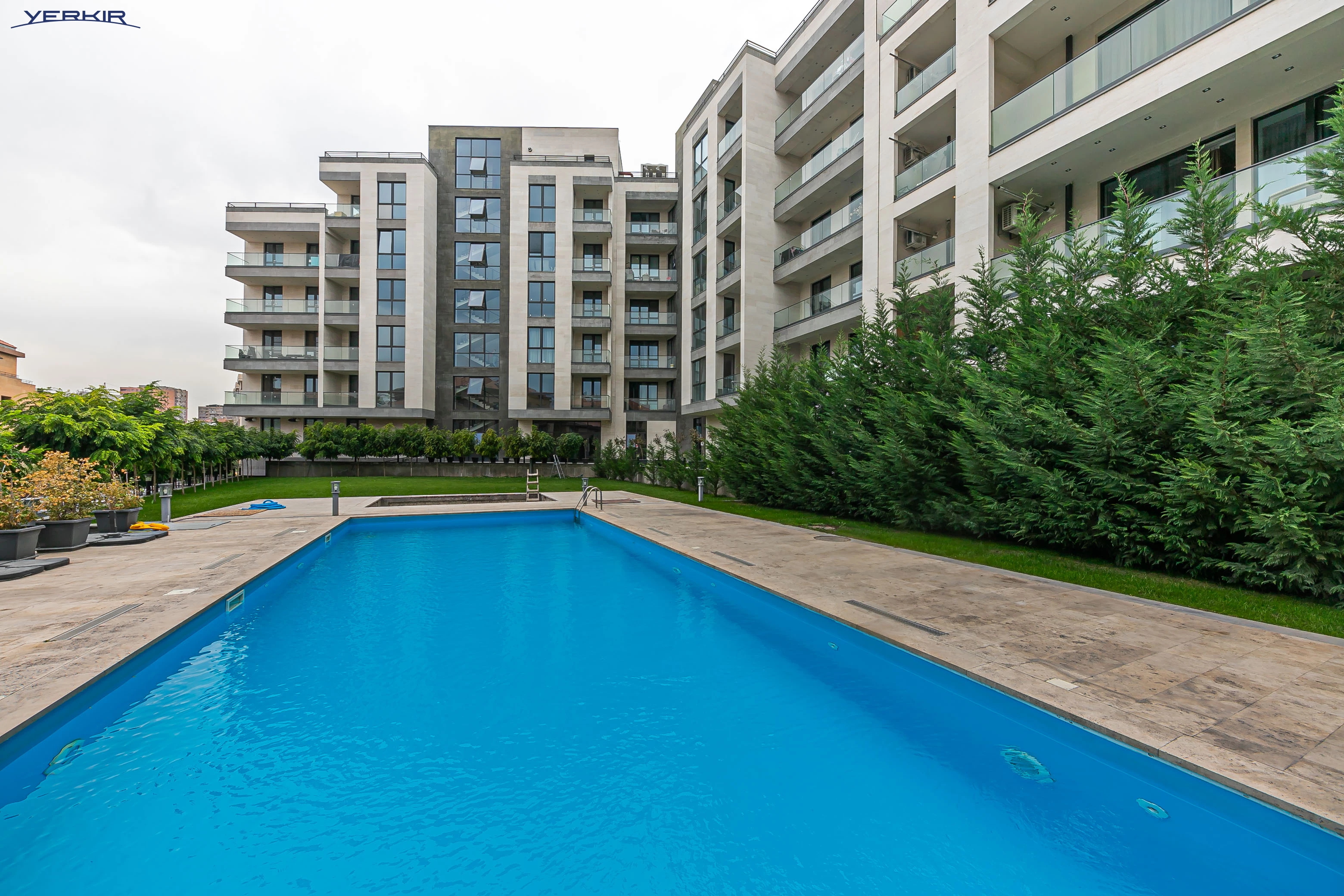 Բնակարաններ Կոդ` 10+320447