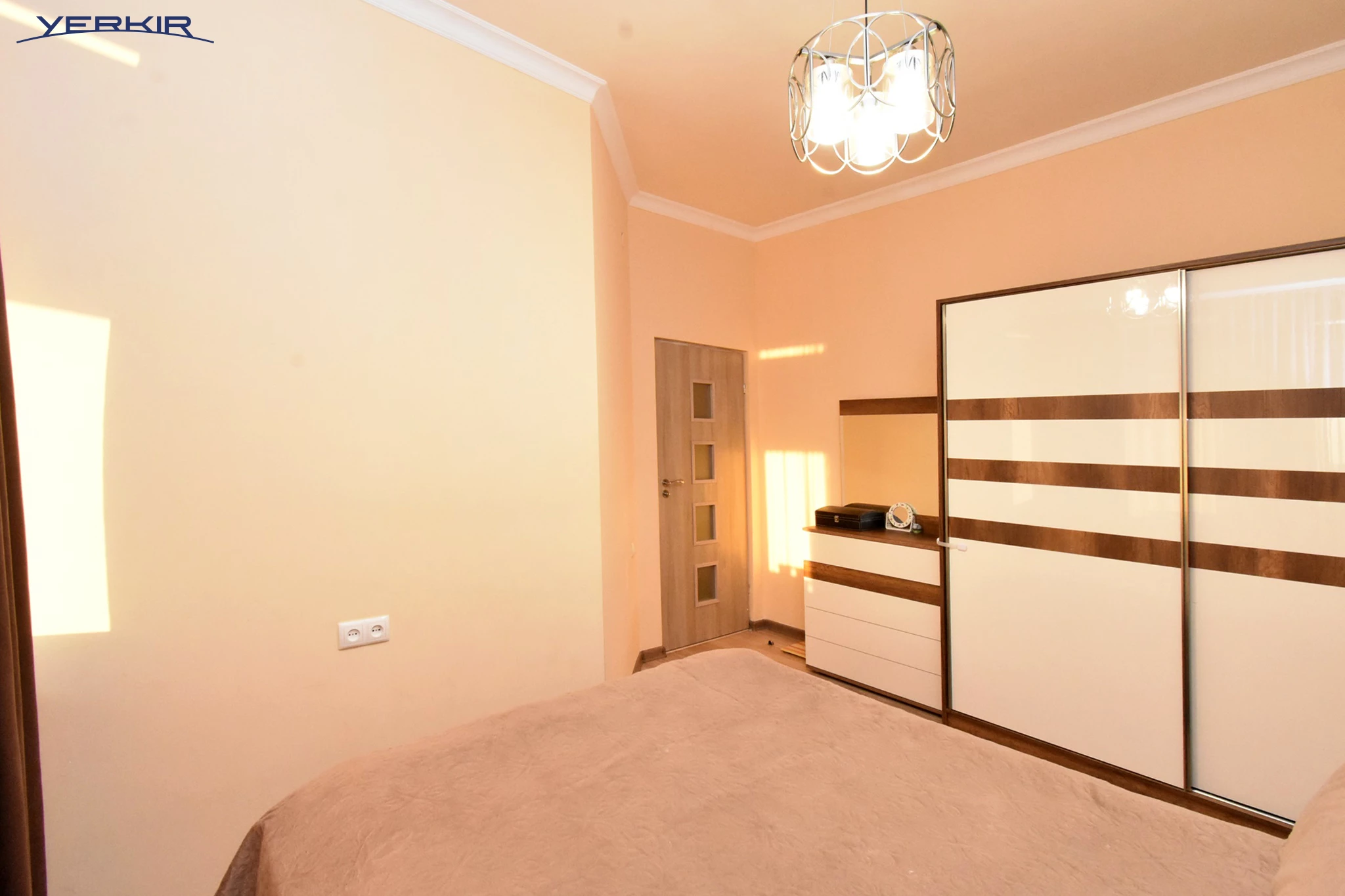 Apartments Code: 5+320788