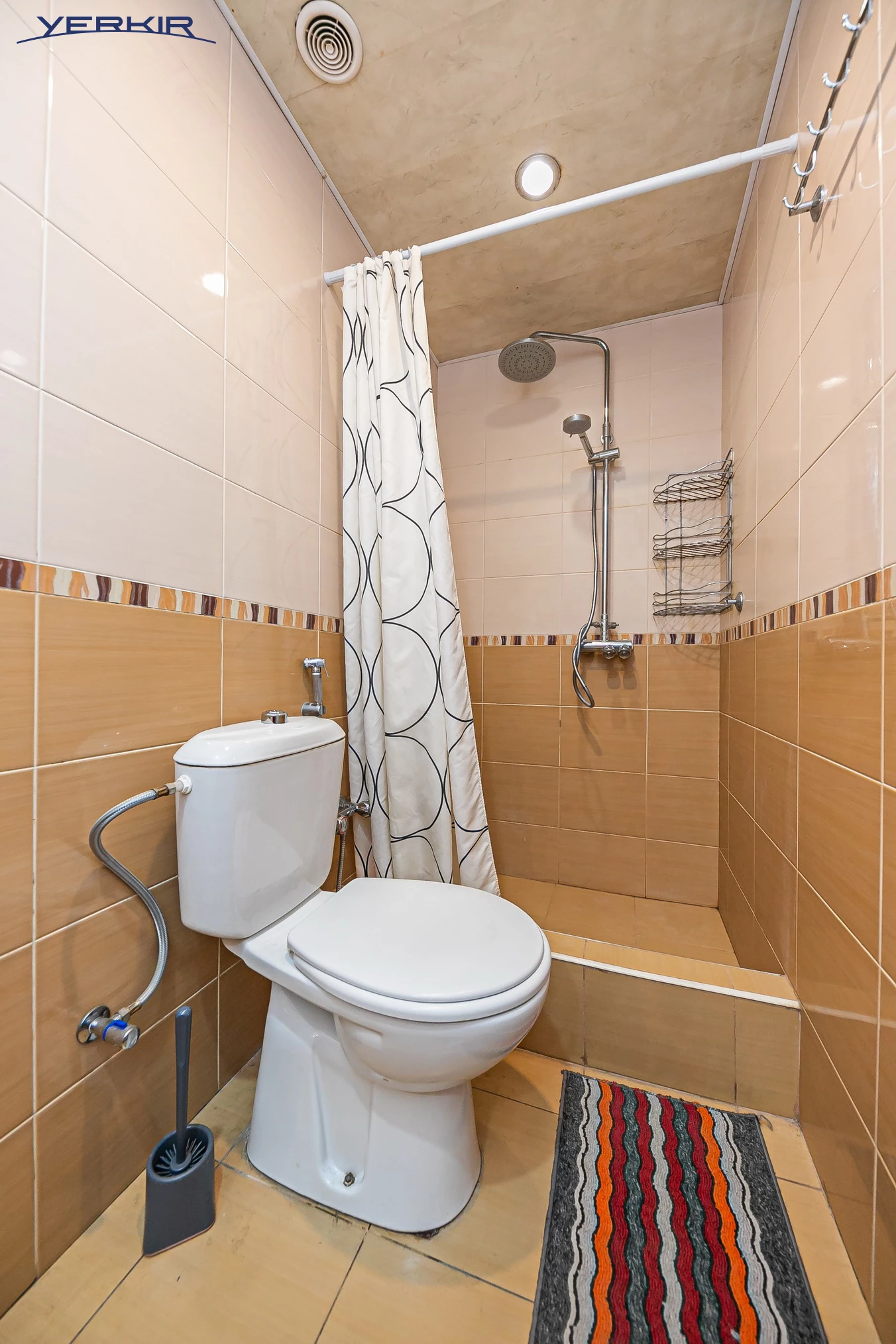 Apartments Code: 5+219182