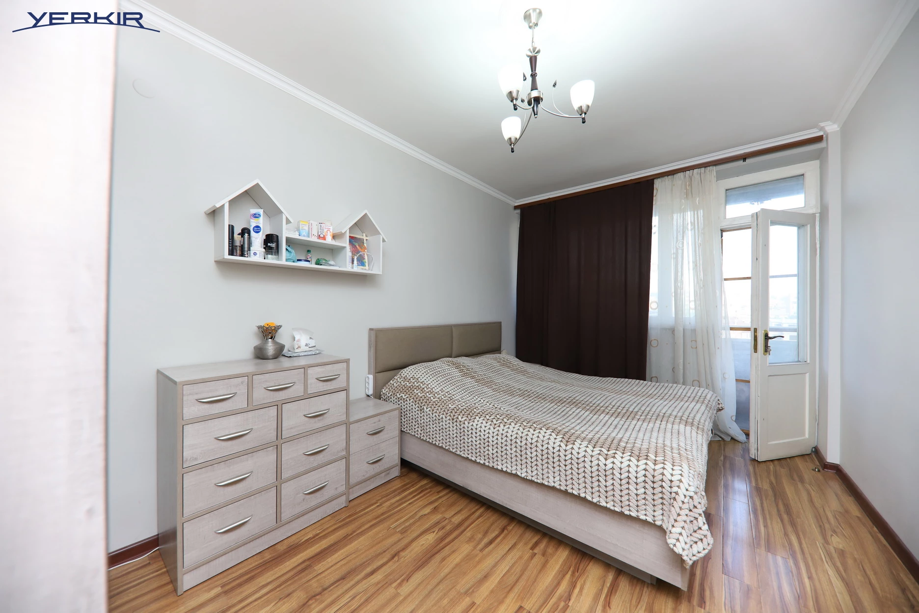 Բնակարաններ Կոդ` 3+311125