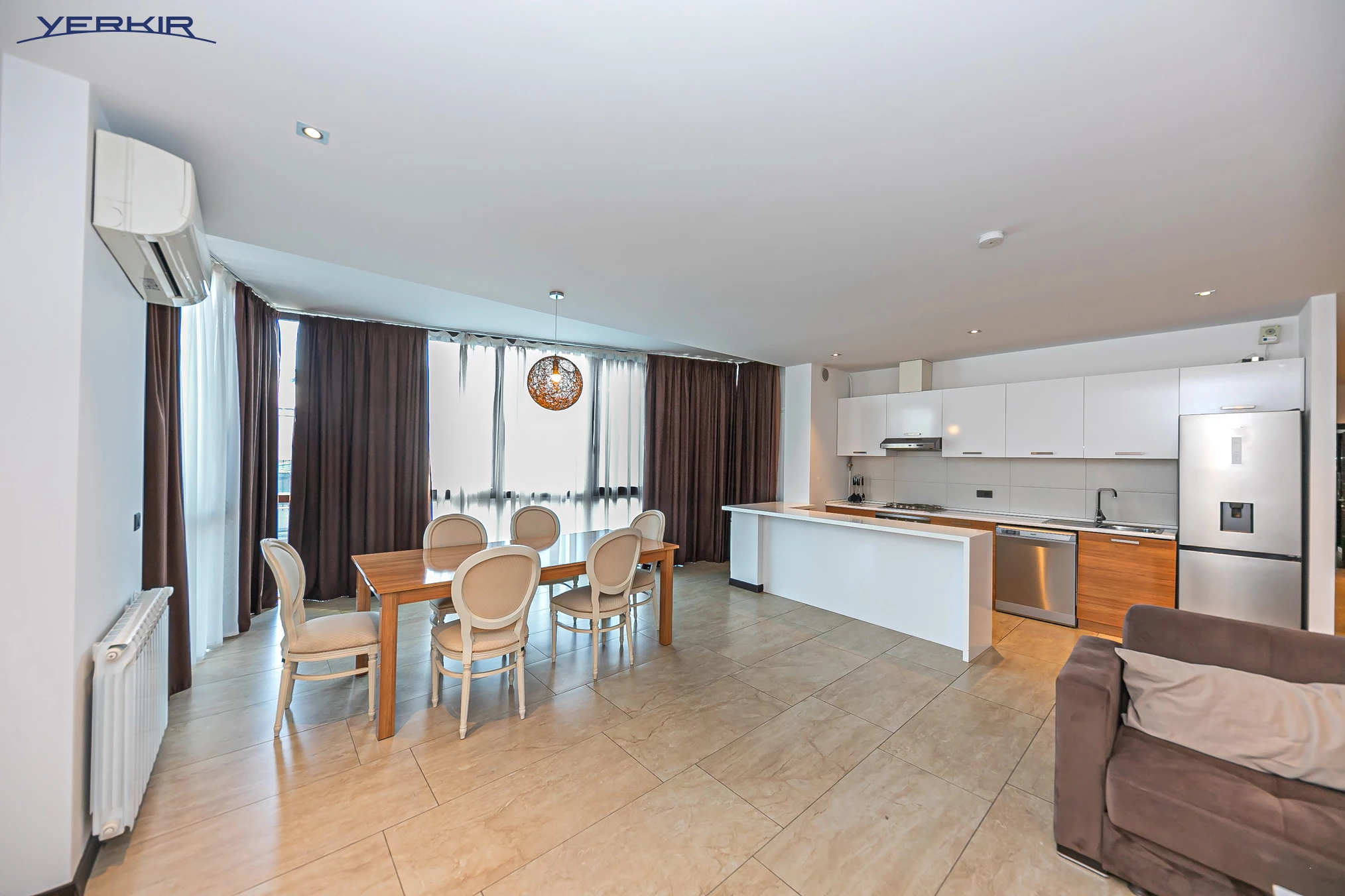 Բնակարաններ Կոդ` 5+319391