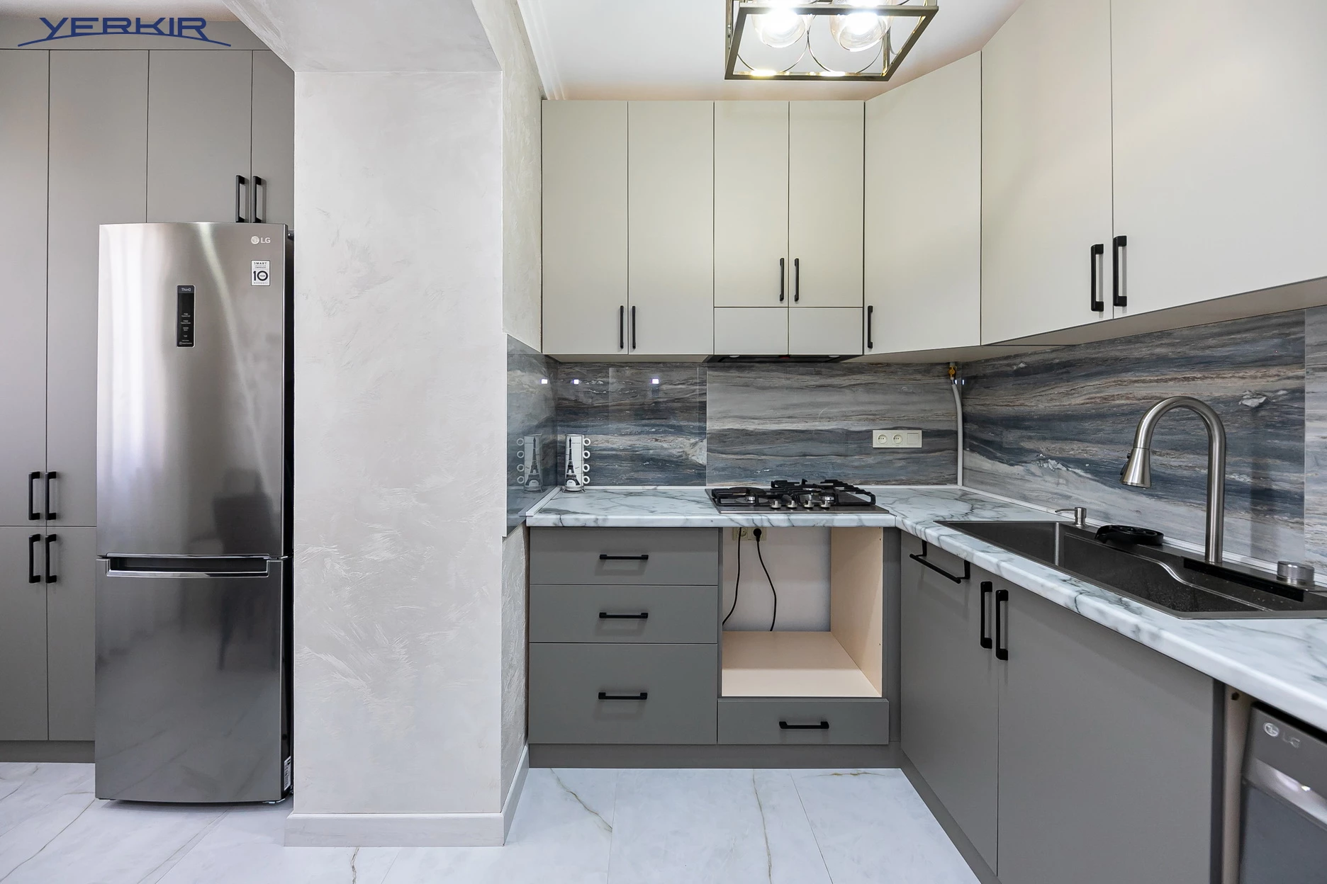 Apartments Code: 5+218071