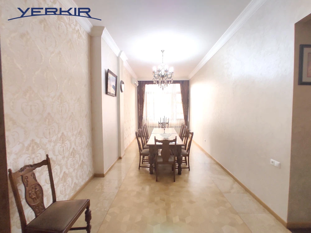 Apartments Code: 10+809202