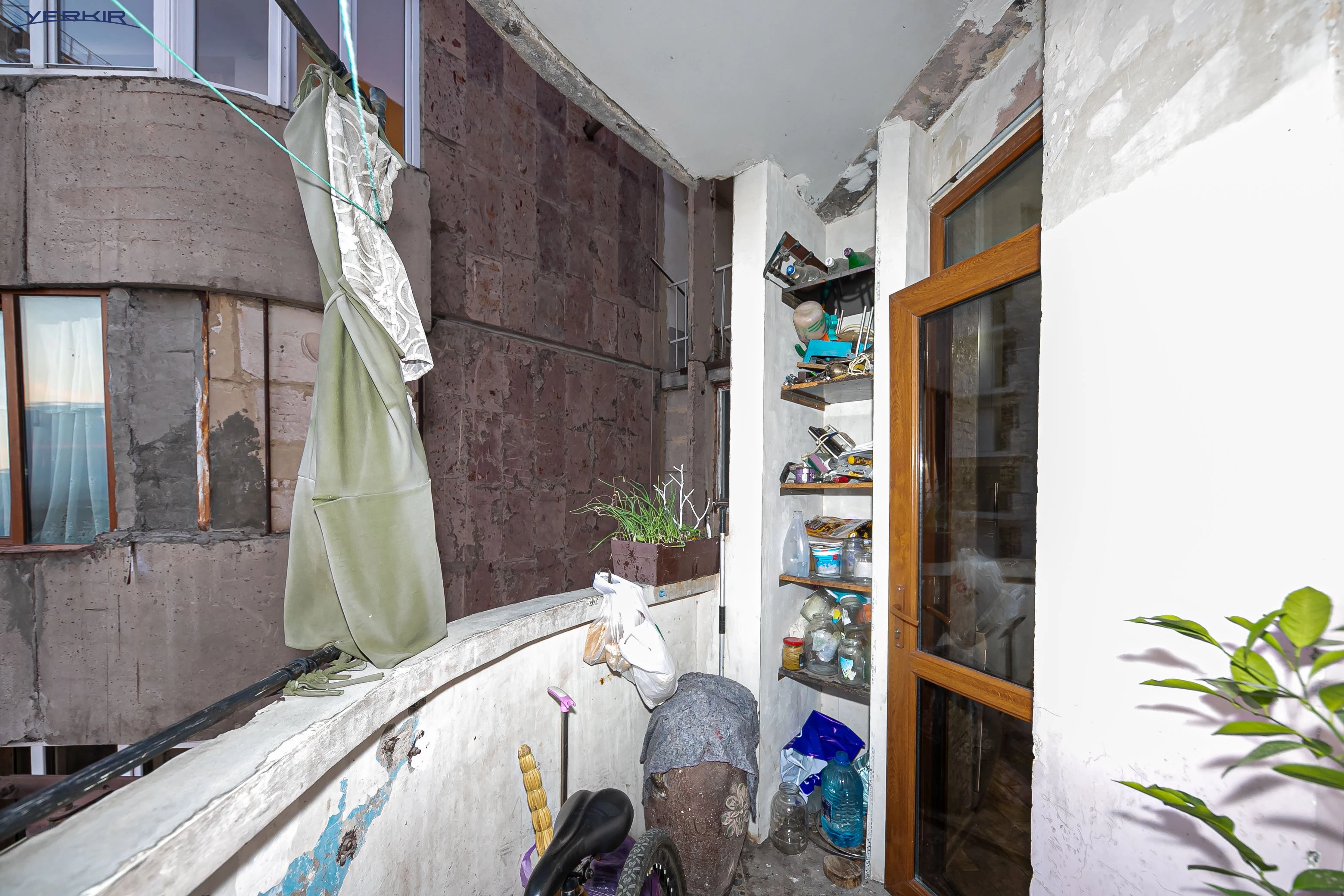 Apartments Code: 9+320164