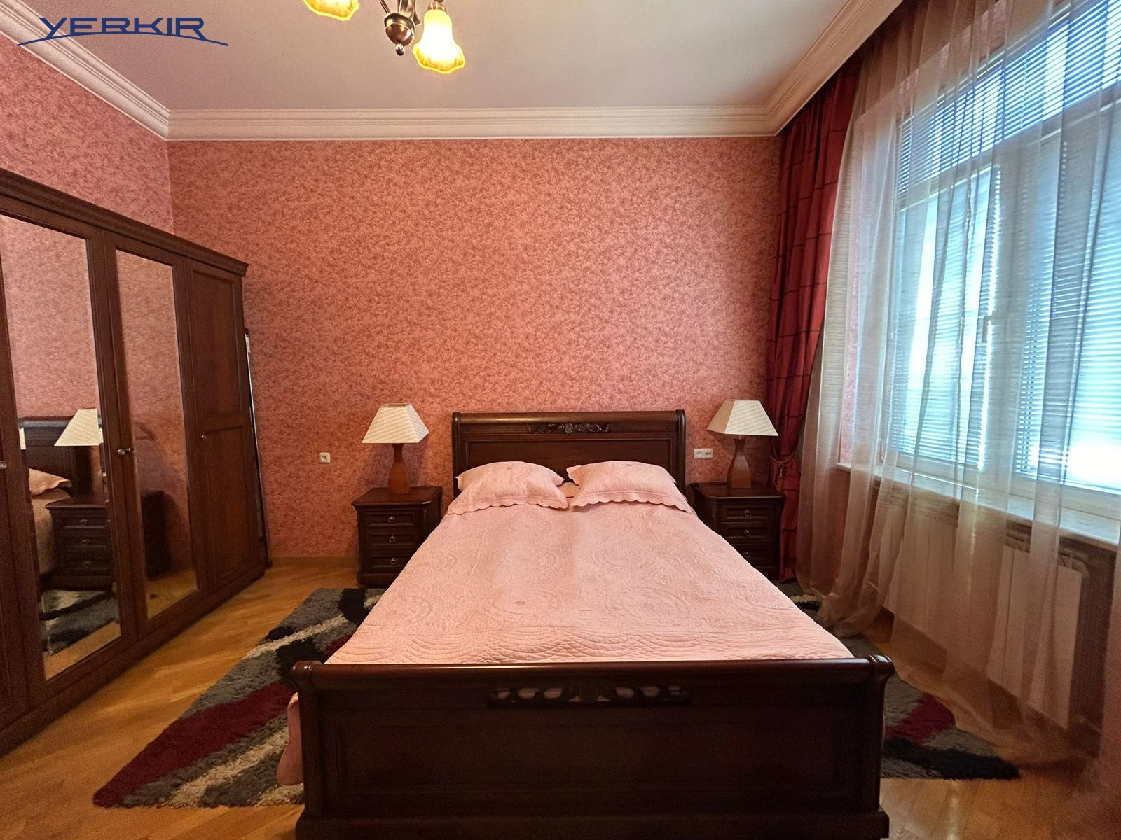 Apartments Code: 5+317516