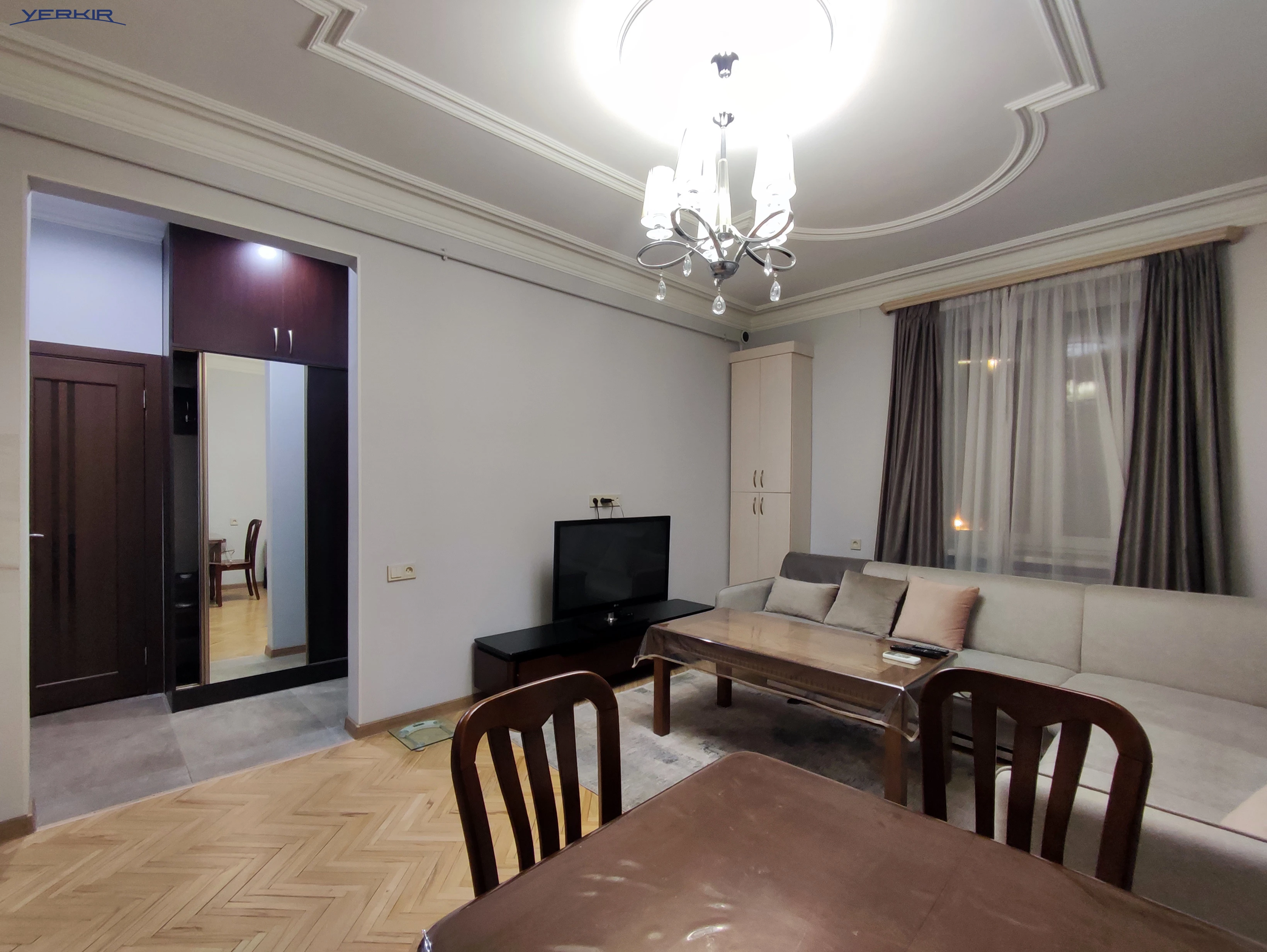 Բնակարաններ Կոդ` 4+114975