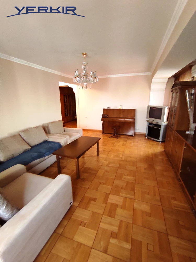 Բնակարաններ Կոդ` 4+306229