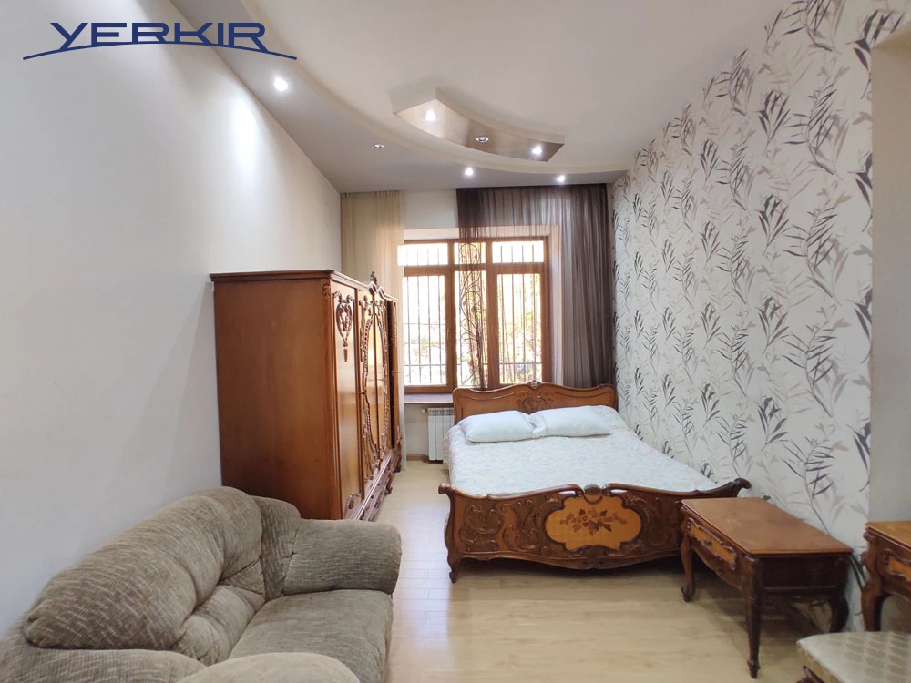 Apartments Code: 10+409836