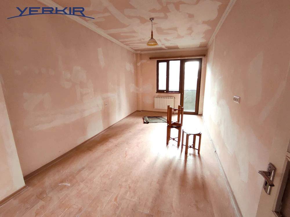 Բնակարաններ Կոդ` 5+307193