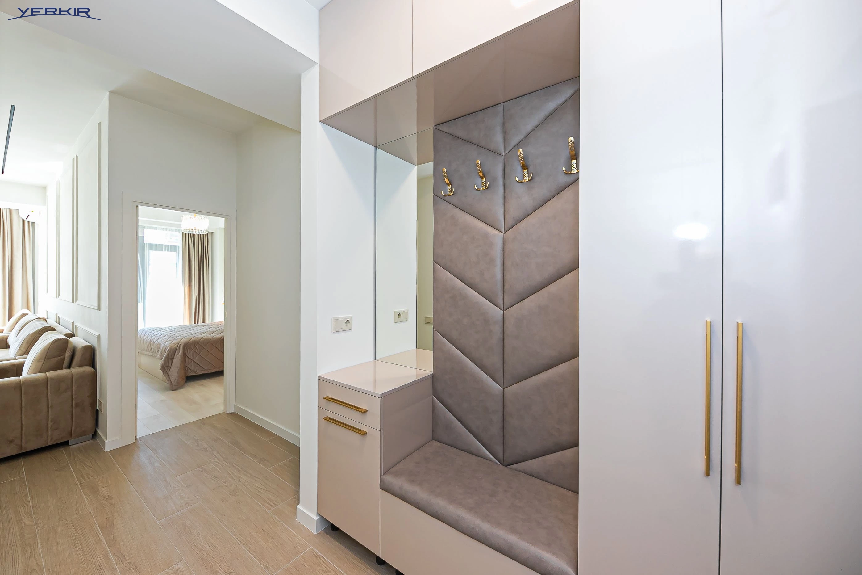 Apartments Code: 9+220348