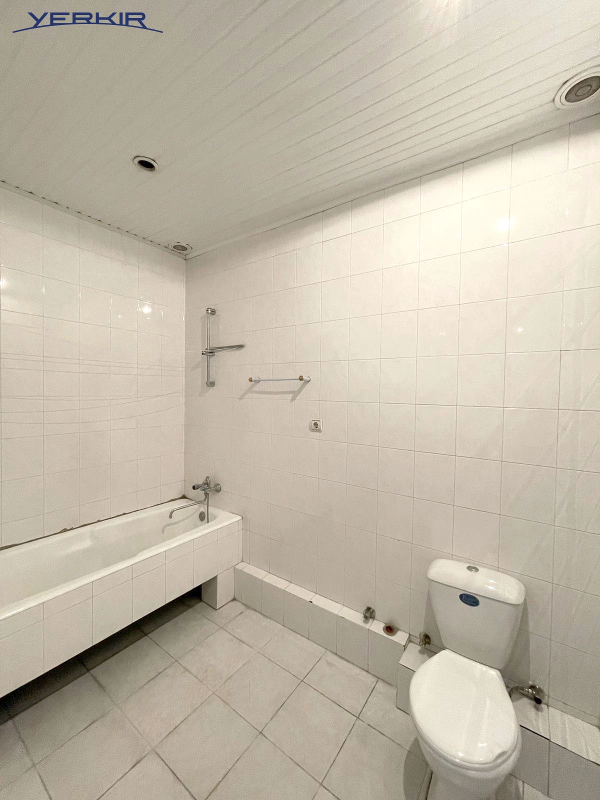 Houses Code: 3+511257