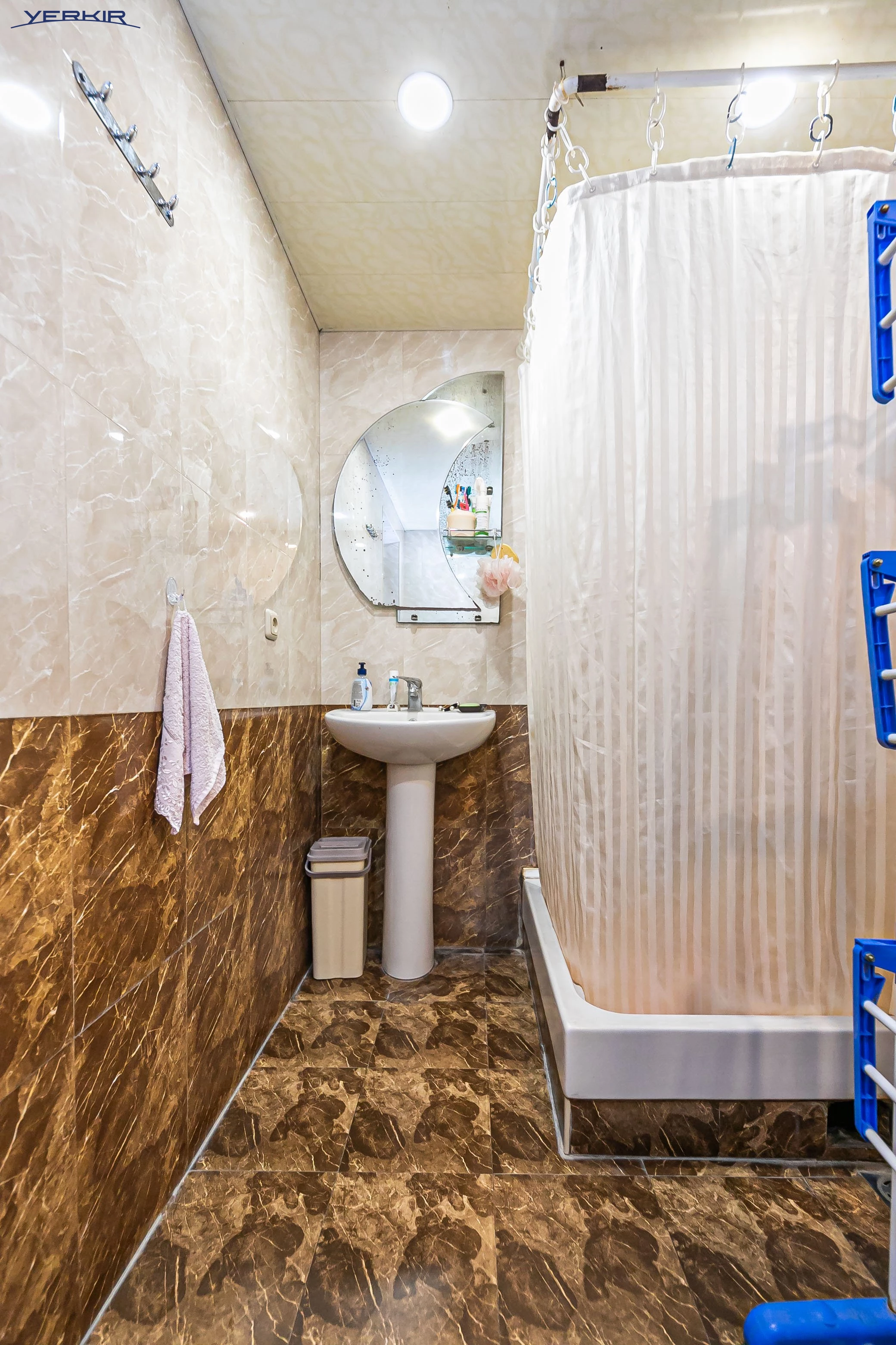 Apartments Code: 9+120679